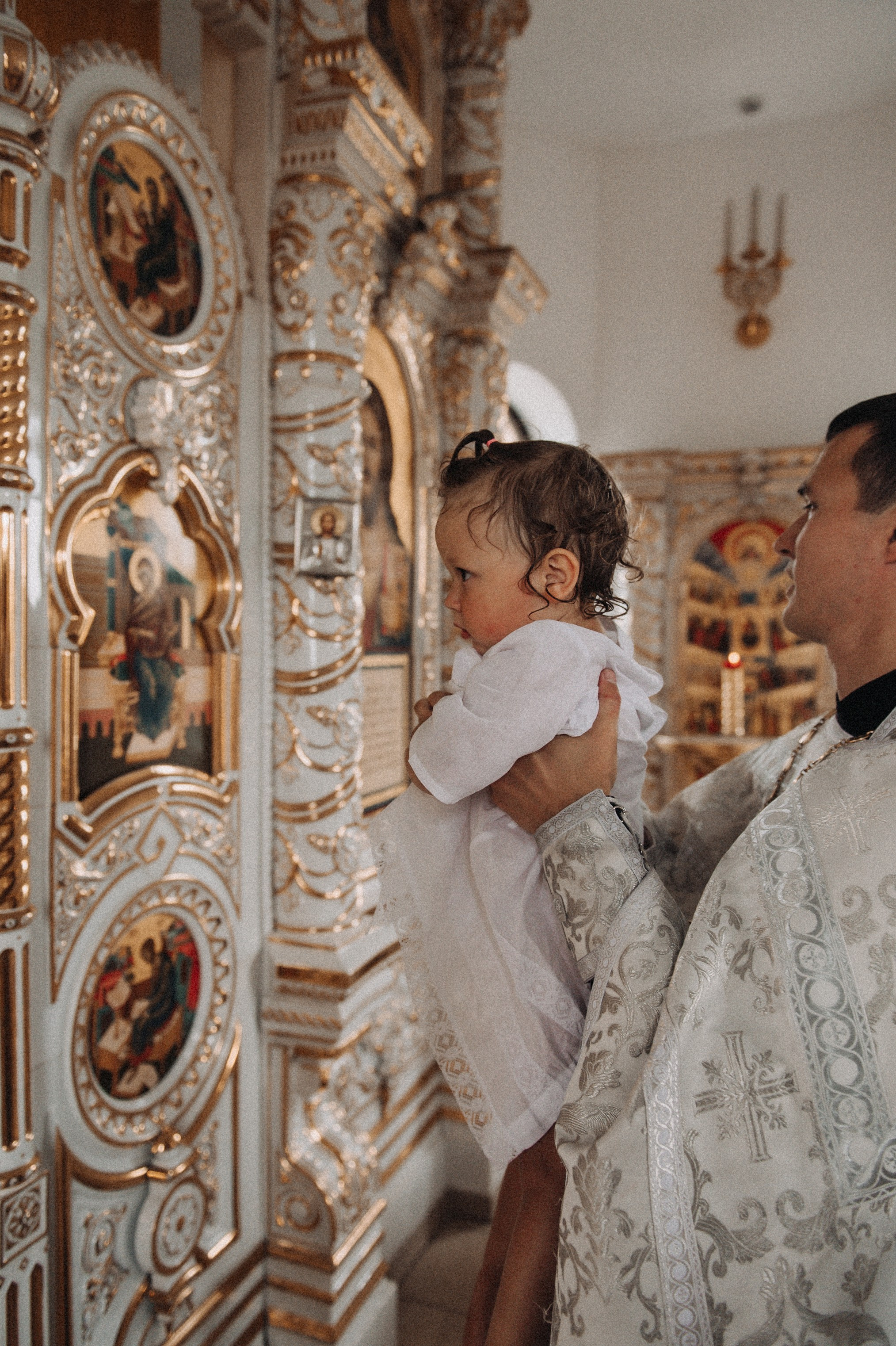 Таинство крещения. Фотограф в Барнауле Дарья Бутурлакина. Люби.Цени.Касайся