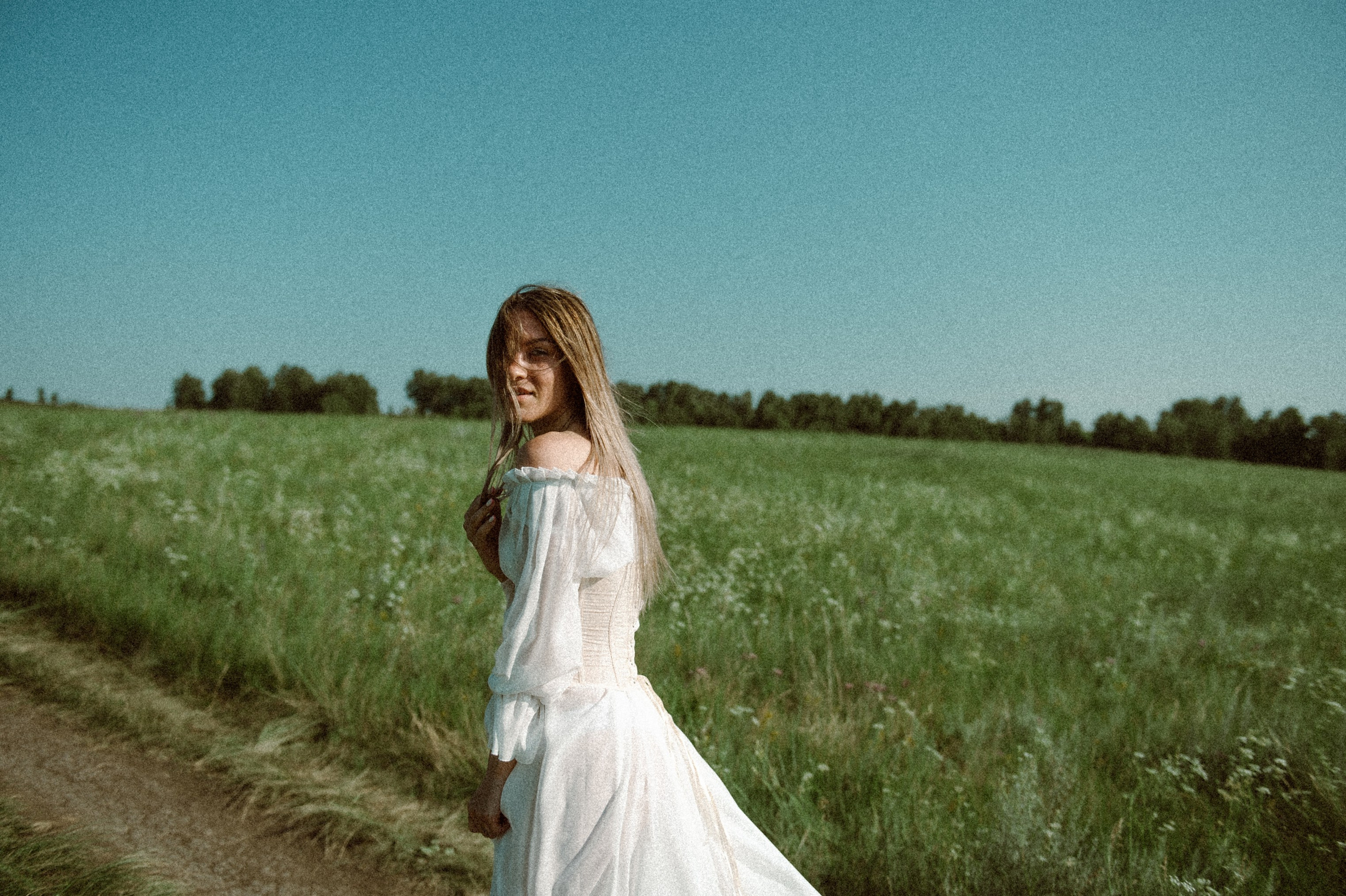 Индивидуальная съемка. Фотограф в Барнауле Дарья Бутурлакина. Люби.Цени.Касайся