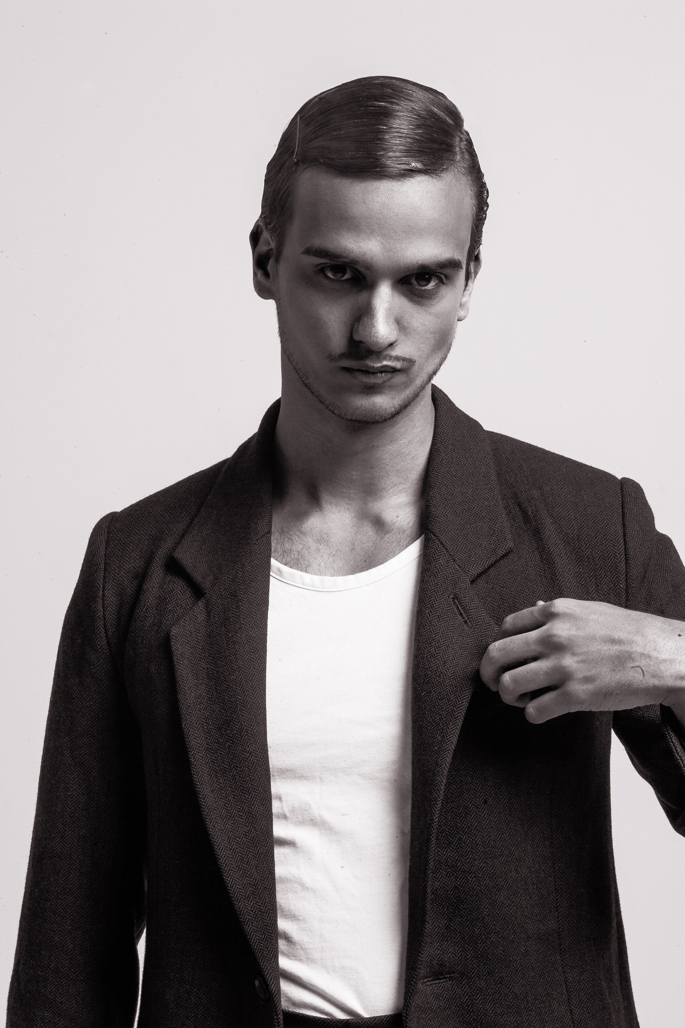 Иван. Портретный и художественный фотограф в Москве