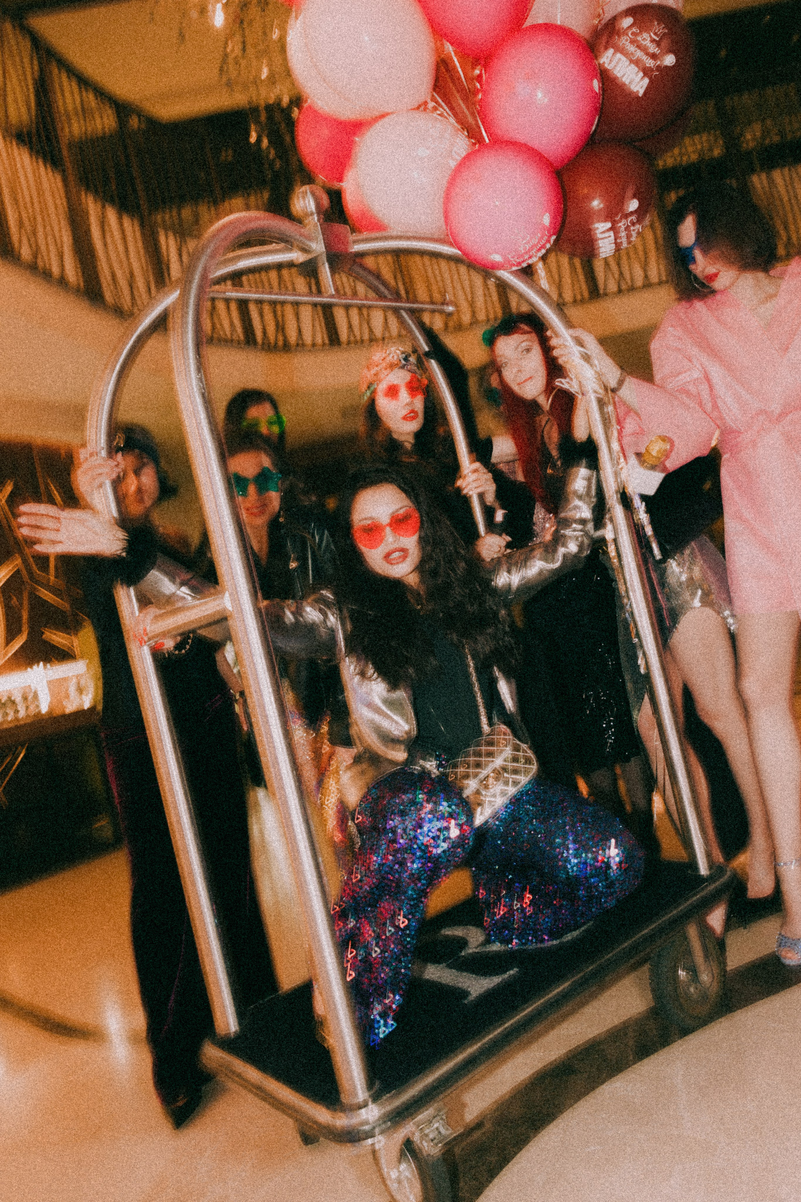 Happy Birthday (в стиле Studio 54). Свадебные фотографы в Гомеле и Минске Сергей и Анастасия Фещенок