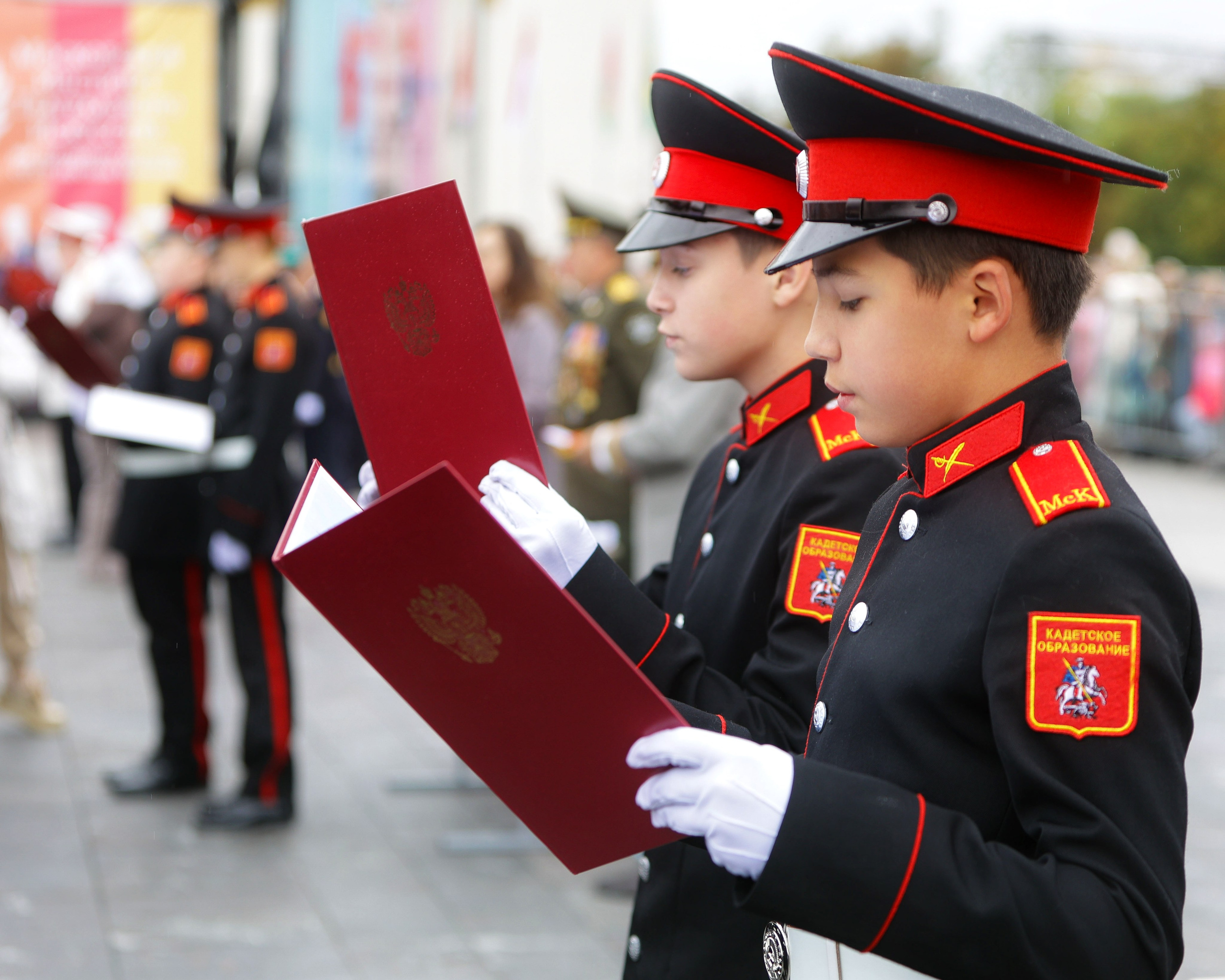 Посвящению в кадеты в Первом Московском кадетском корпусе, Дипломатической кадетской школы. Выпускные альбомы и школьный фотограф в Подольске, Троицке, Щербинке, Москве и Московской области