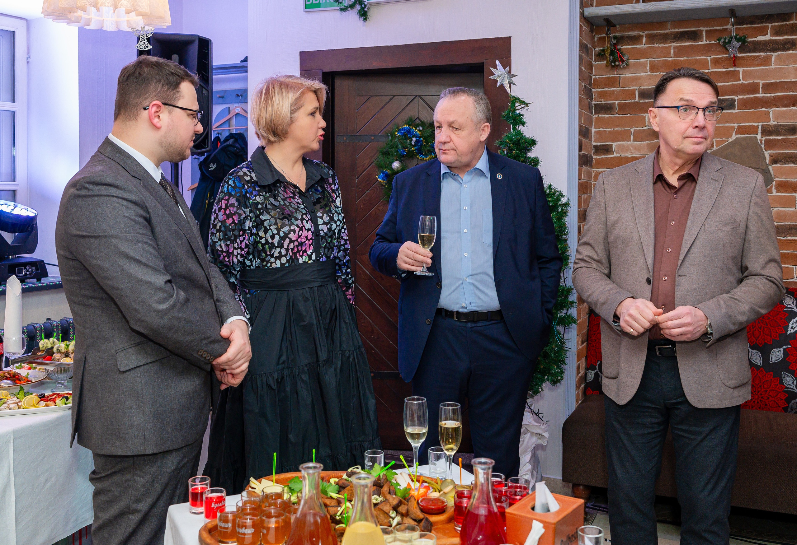 Семейная фотосессия, мероприятия и события. Фотоуслуги, услуги фотографа, фотографирование важных событий