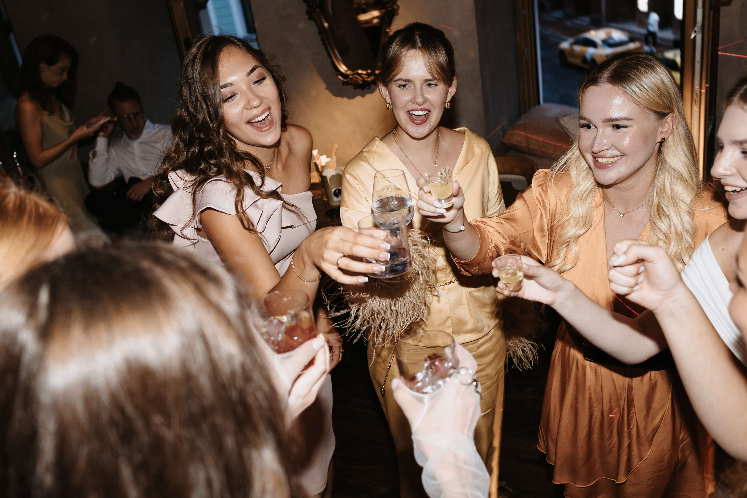 Илья и Ксюша (2024). Свадебный и семейный фотограф в Москве Яна Шувалова