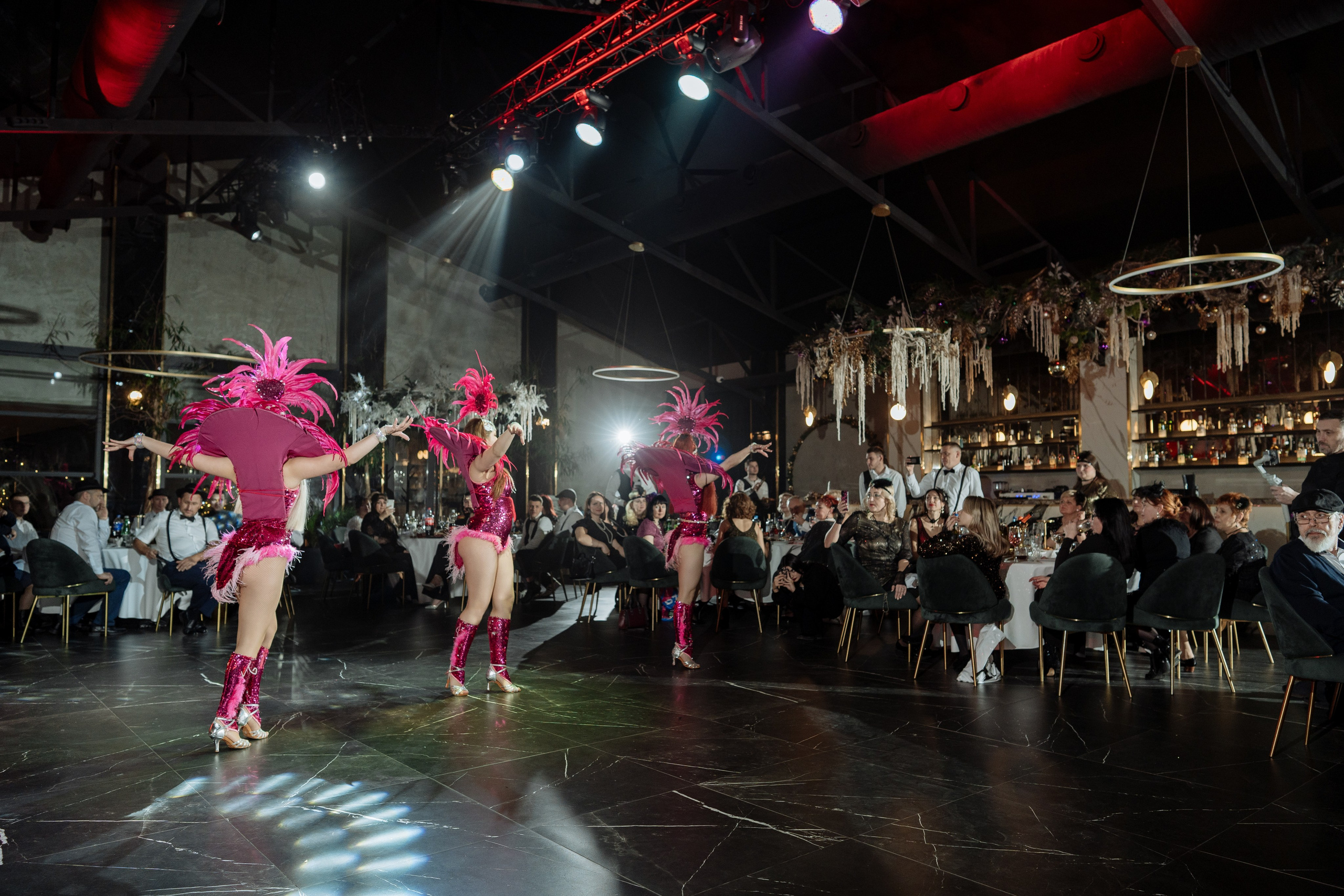 Альбион Тур