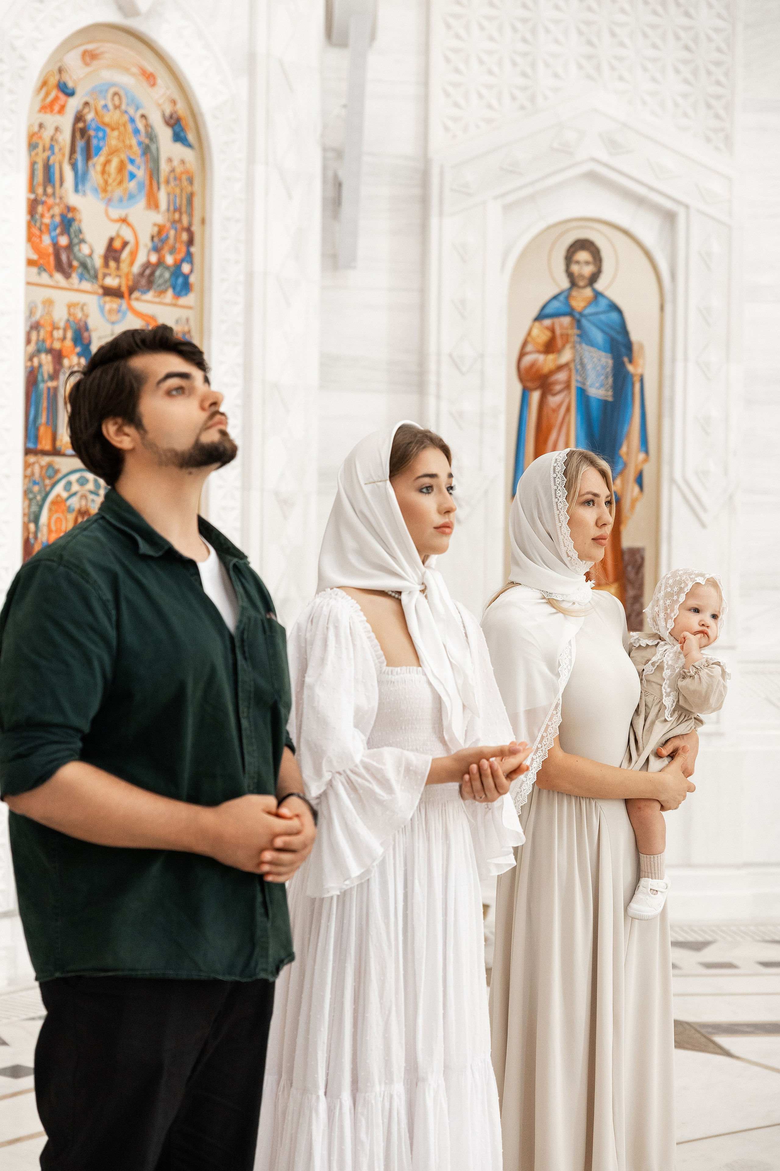 Крещение Аделины. Фотограф Крещение, Выписка москва
