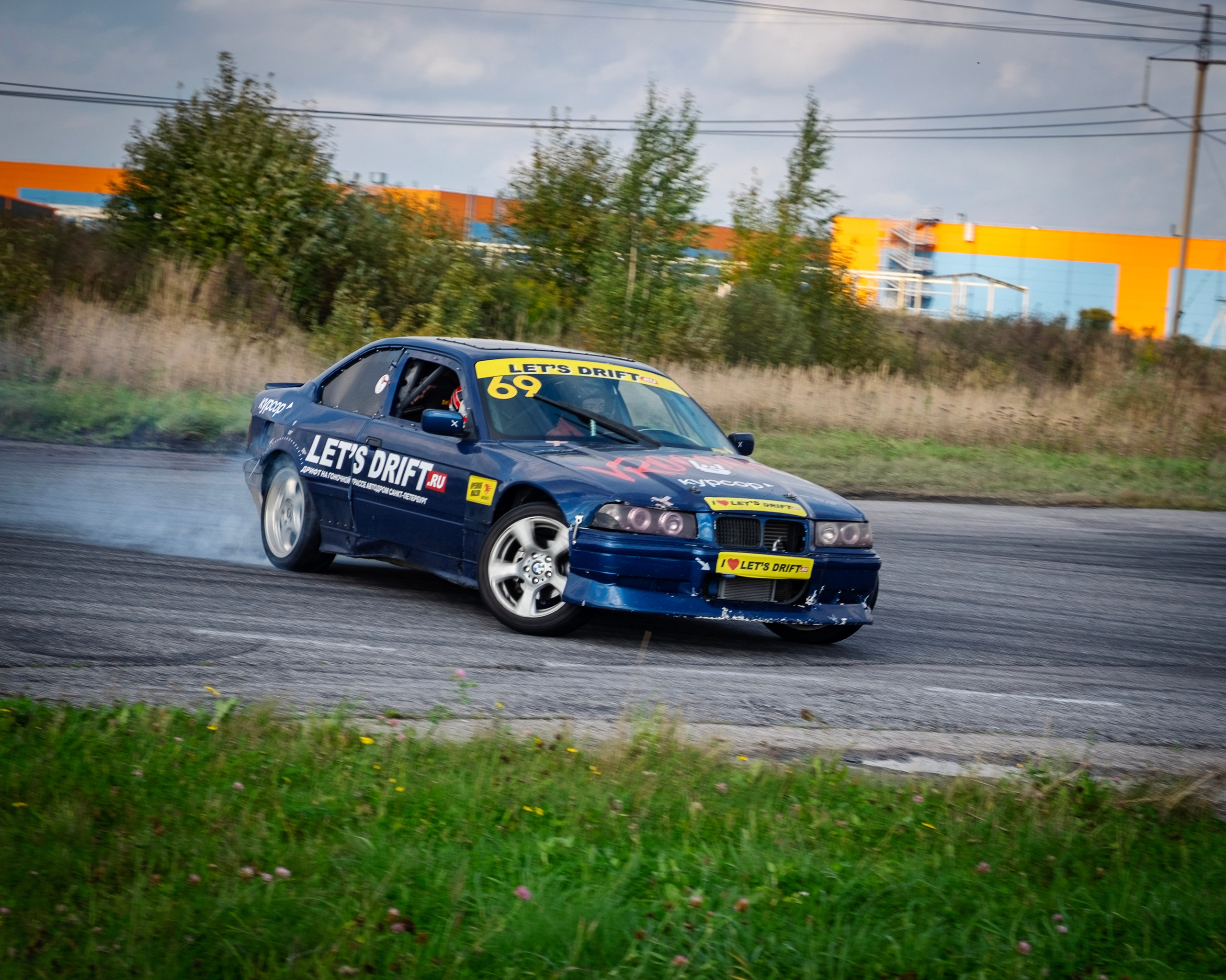 AUTODROM FEST 21.09.25. Автомобильные фотографии и рисунки в Санкт-Петербурги Пашков Дмитрий