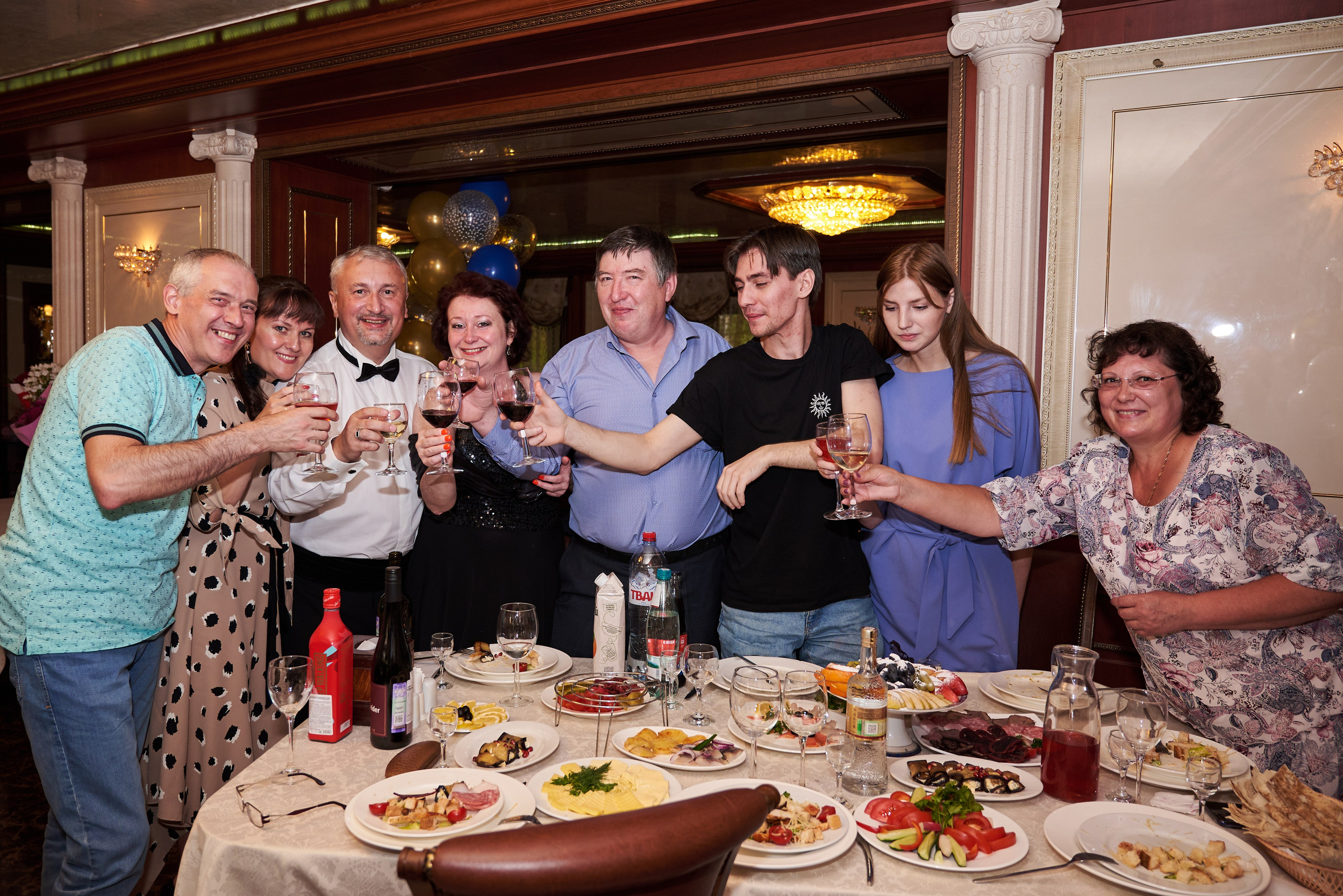 Торжества (юбилеи, корпоративные мероприятия). Выпускные Альбомы в Нижнем Новгороде