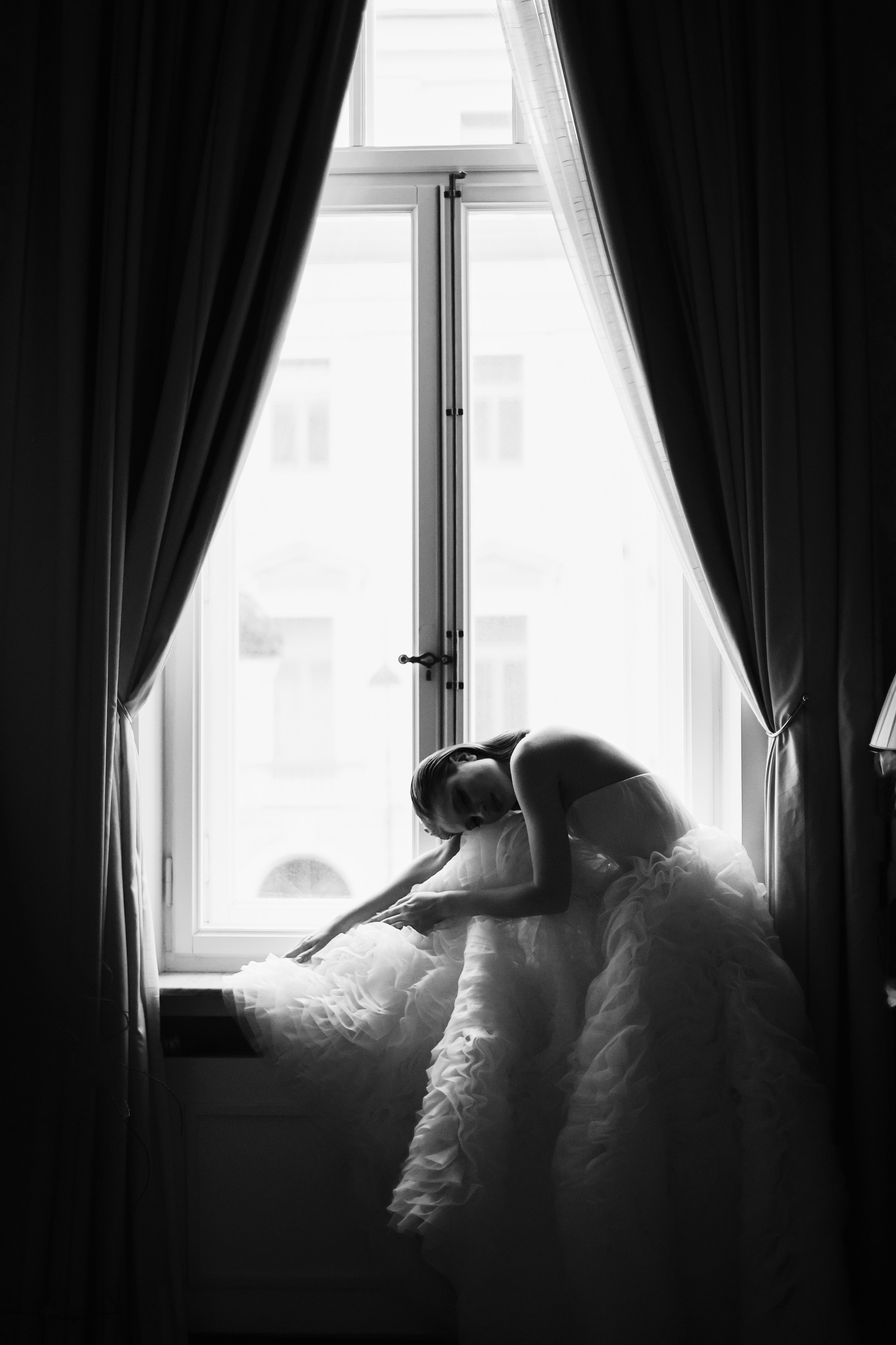 Любовь в старинном особняке Санкт-Петербурга. Свадебный и love story фотограф в Санкт-Петербурге (Спб) Natali Iva