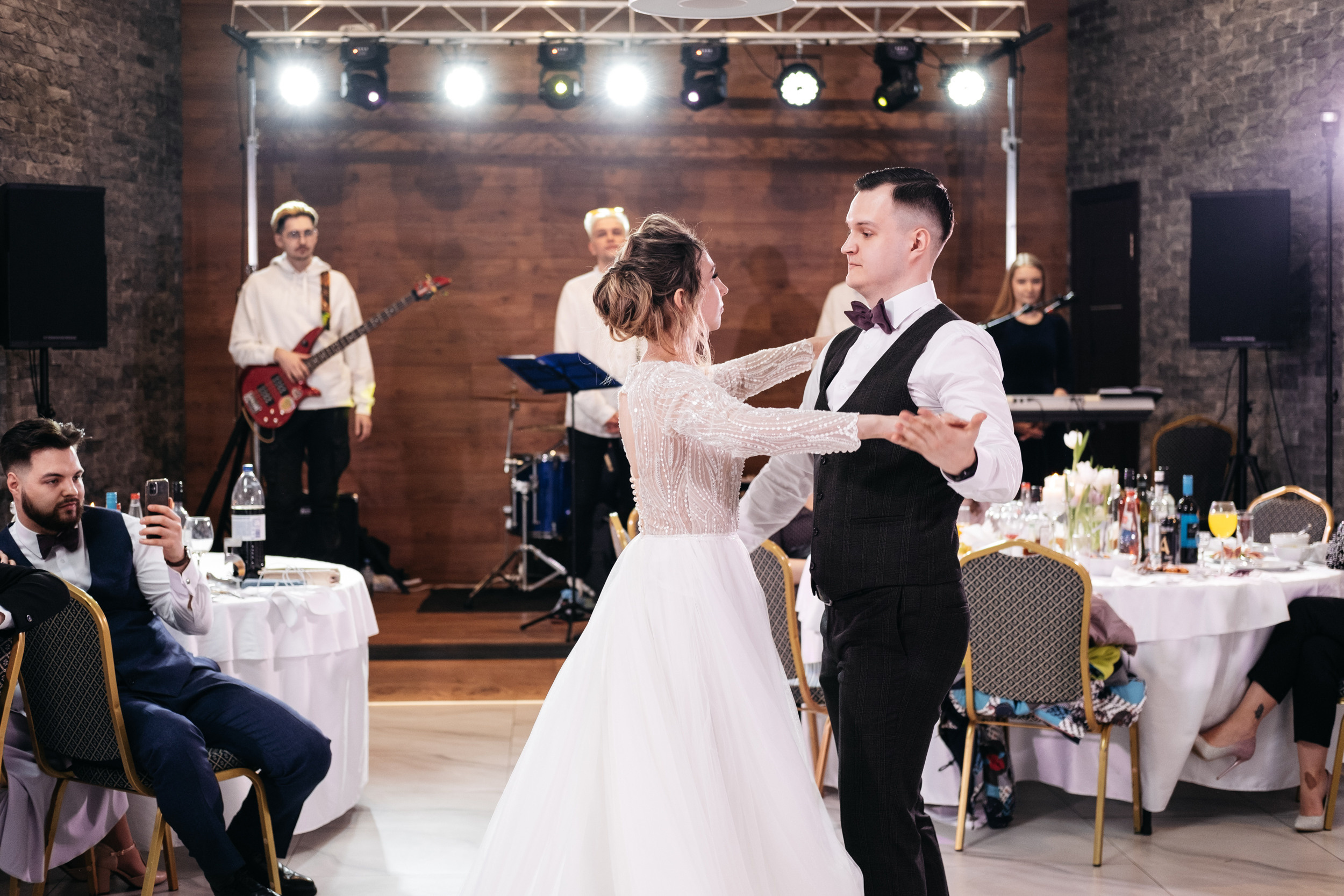 Фотограф Олег Иванов Псков ivamedia. Олег и Мария Ивановы фотограф и видеограф в Пскове Санкт - Петербурге