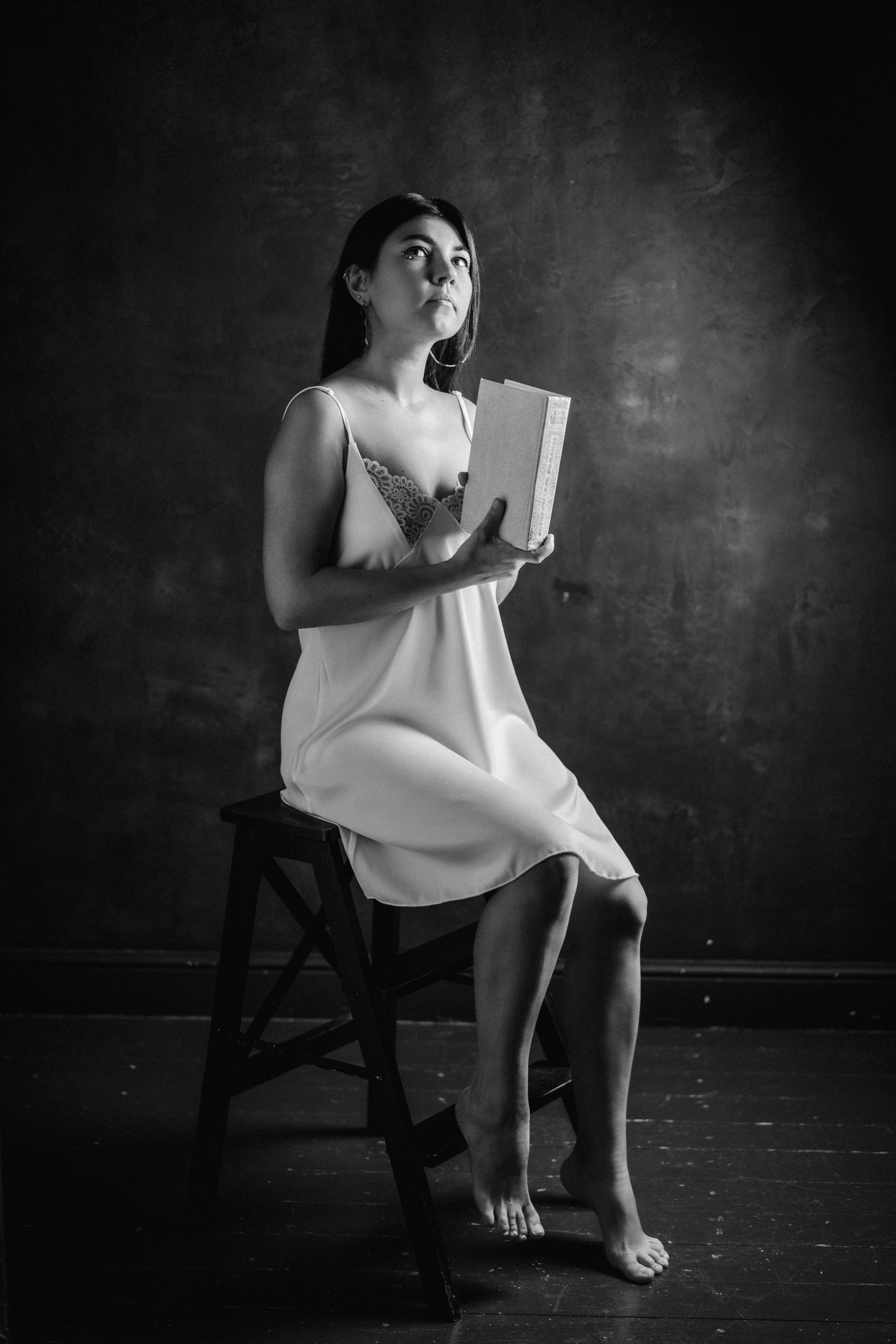 студийная фотосессия москва студийная съемка москва фотосессия в студии москва девушка чб