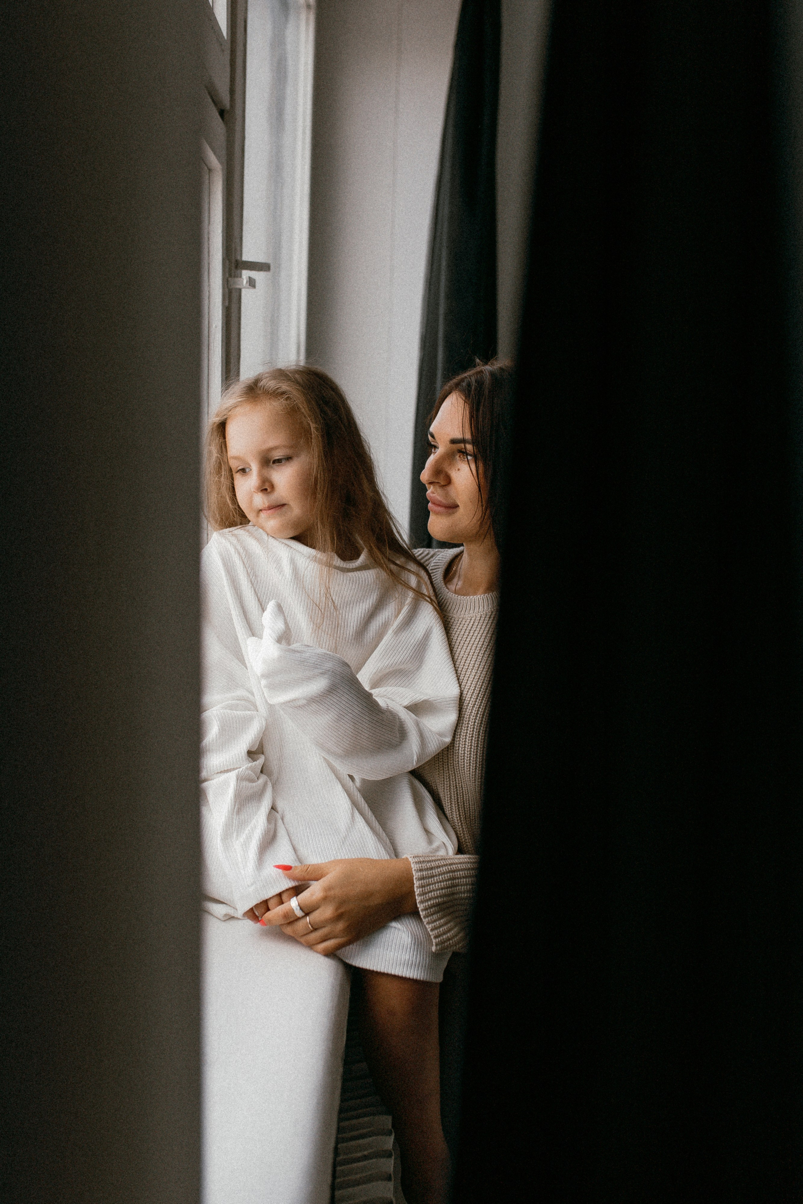 Есения и мама. Семейный фотограф Губкин/Старый Оскол