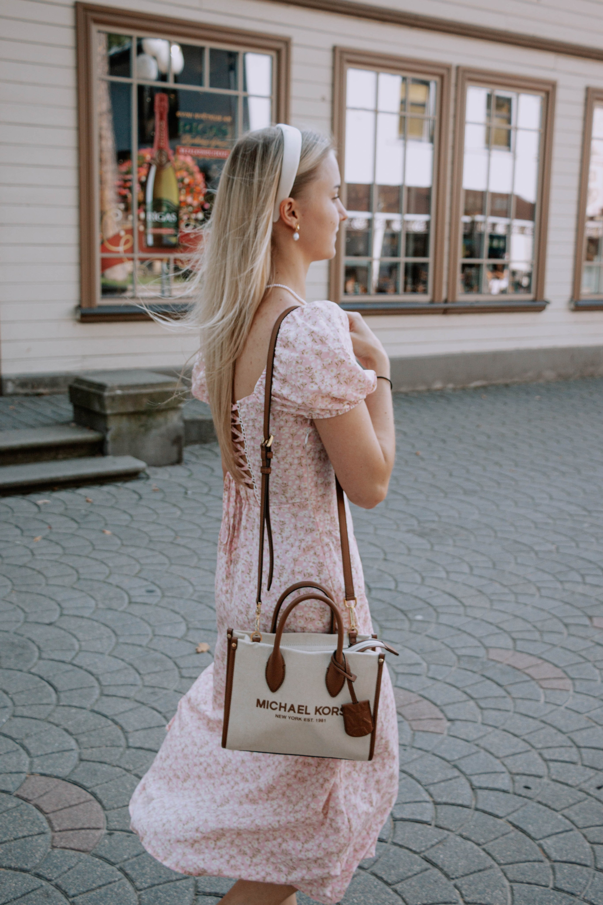 Диана. Бережно сохраняю ваши чувства и истории на своих фотографиях