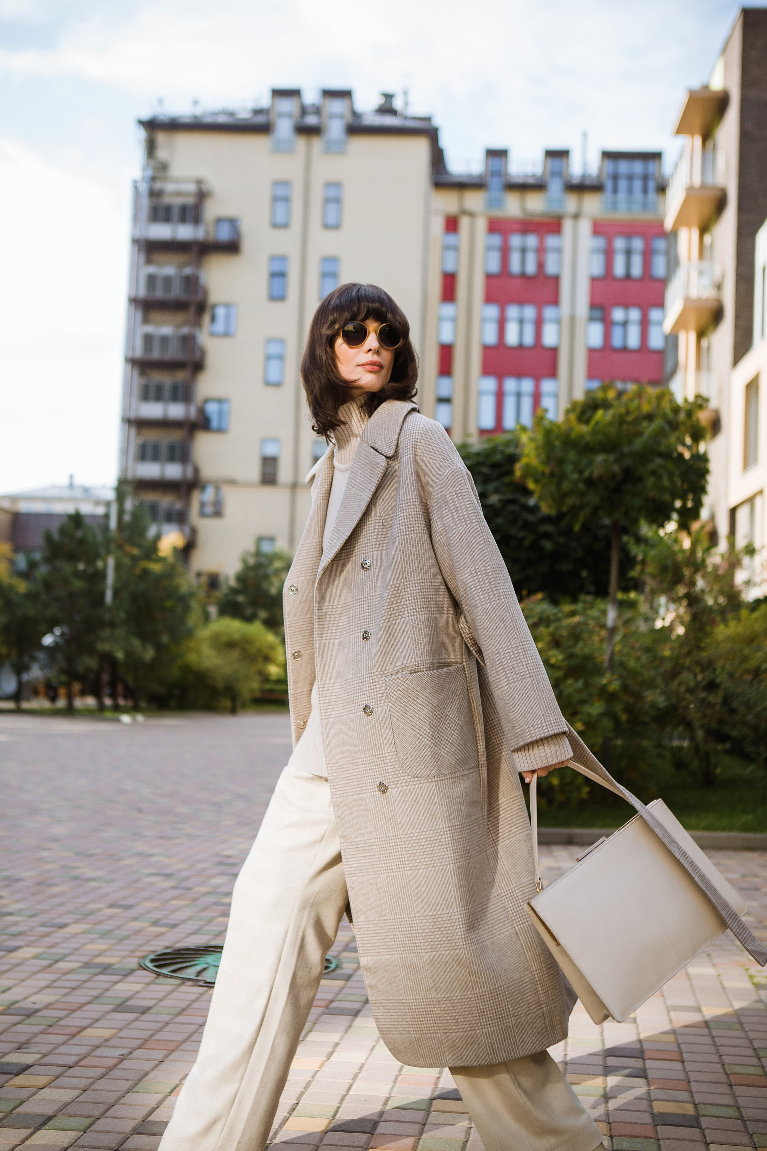 Street. Photographer Isida Sontz