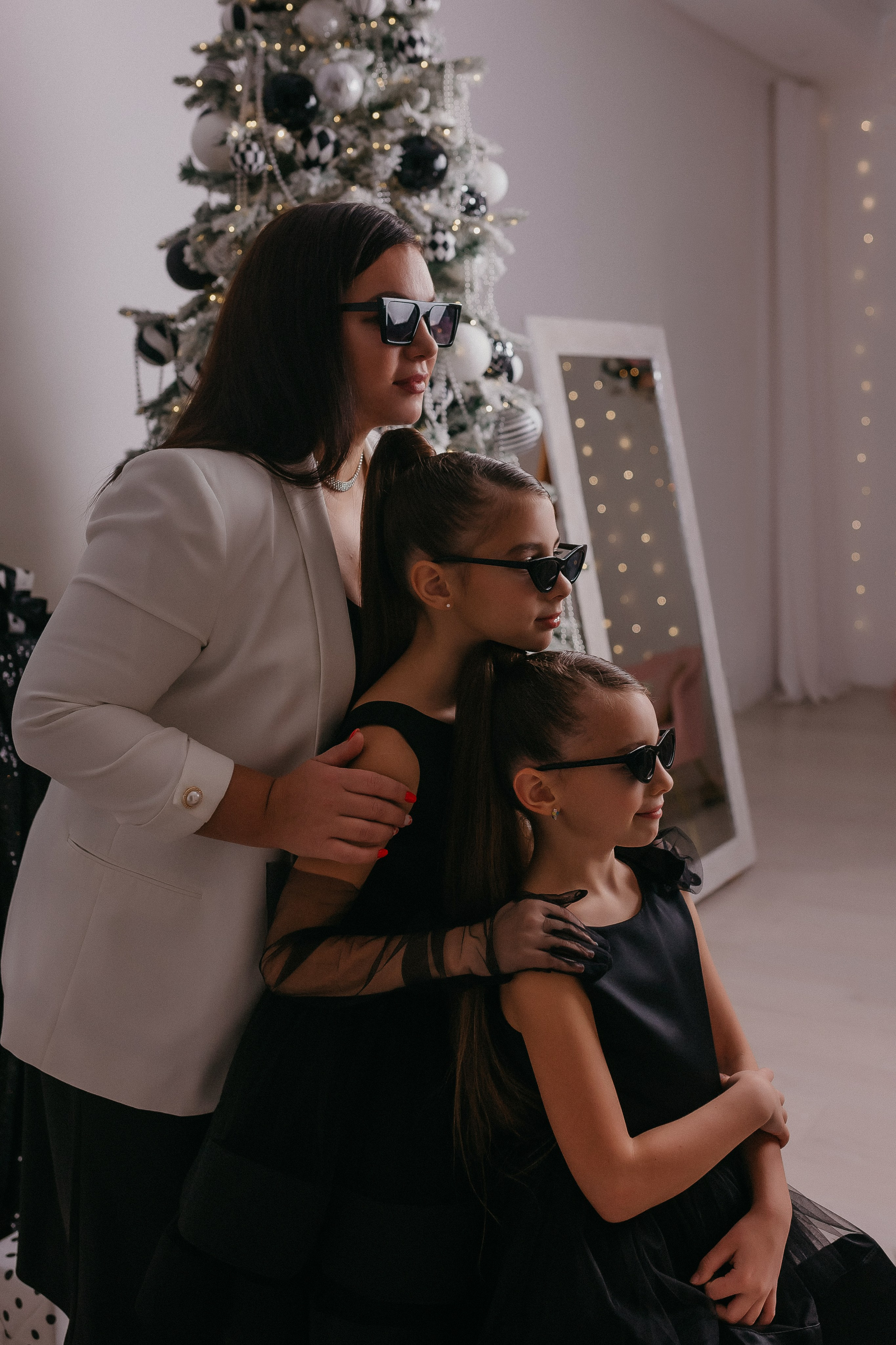 Девочки в чёрном. Семейный фотограф в Сургуте