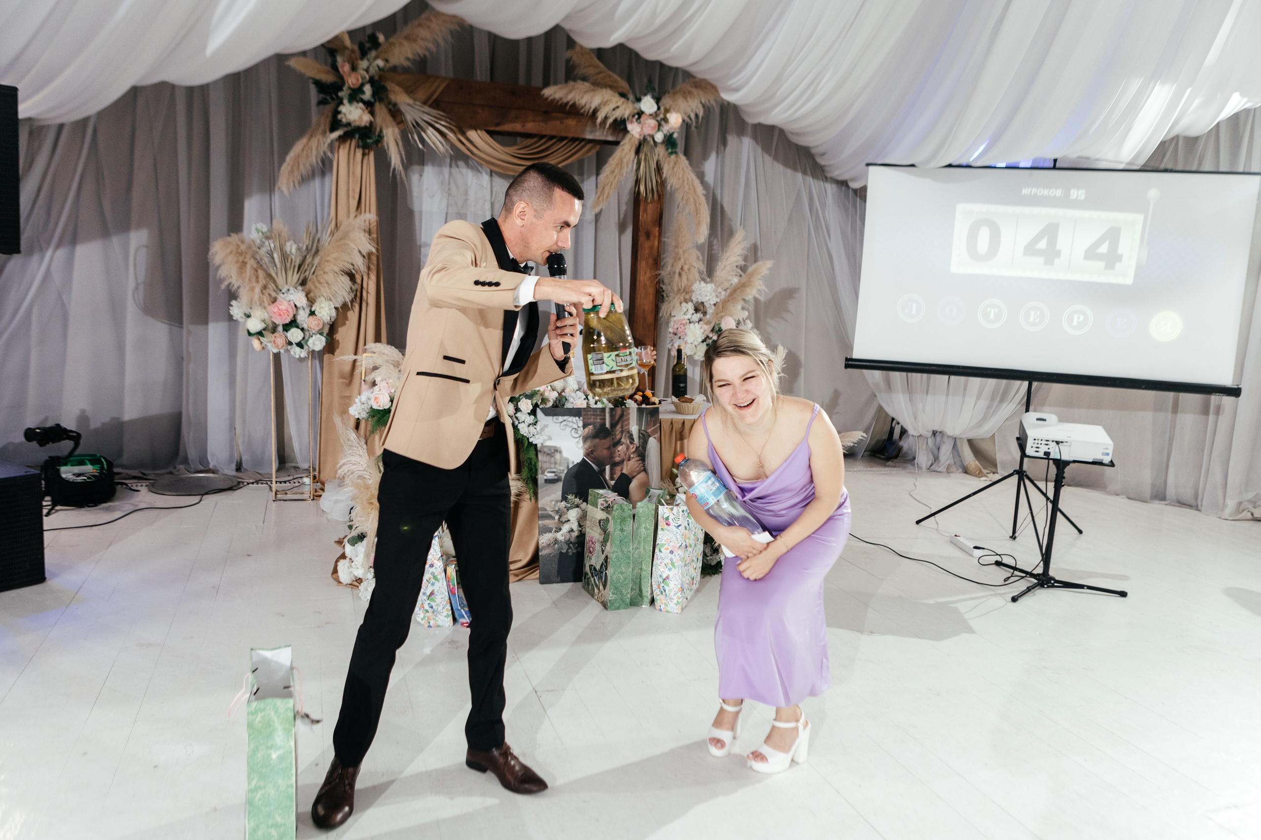 Свадебный фотограф Уфа — Руслан ГабдлисламовЖивые эмоции, красивые кадры, воспоминания на всю жизнь.Работаю по всей Республике Башкортоста. Свадебный фотограф Уфа Руслан Габдлисламов