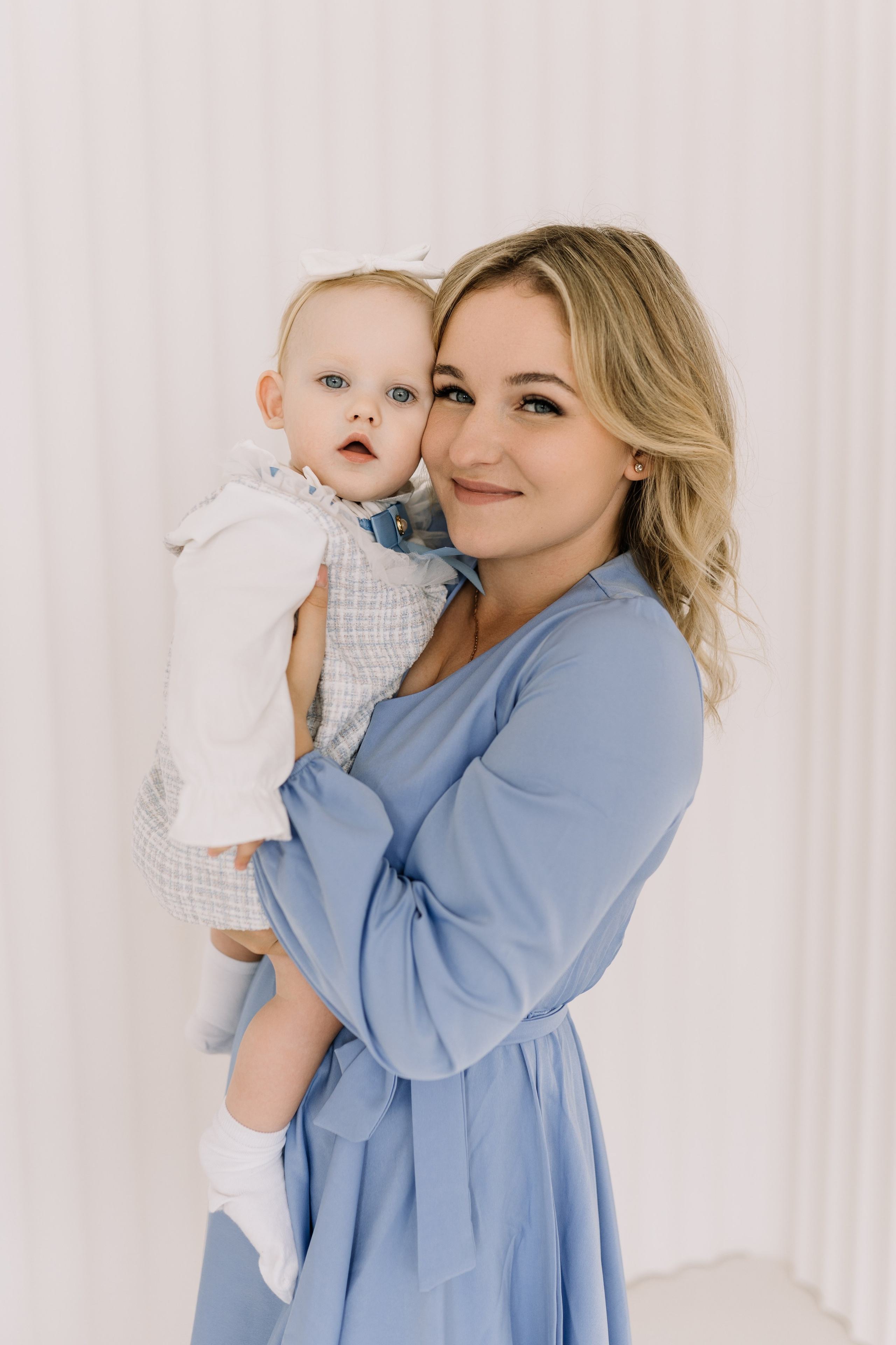 Николь 1 годик