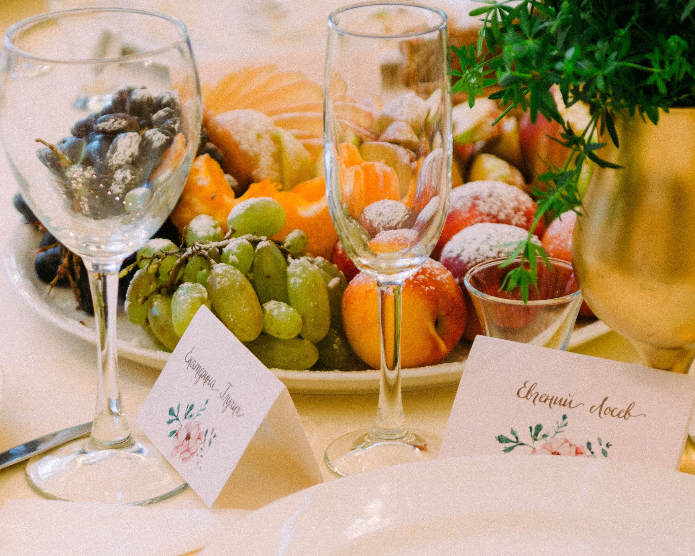 Солнце, яблоки и лодка. Фотограф Серафим Крюков