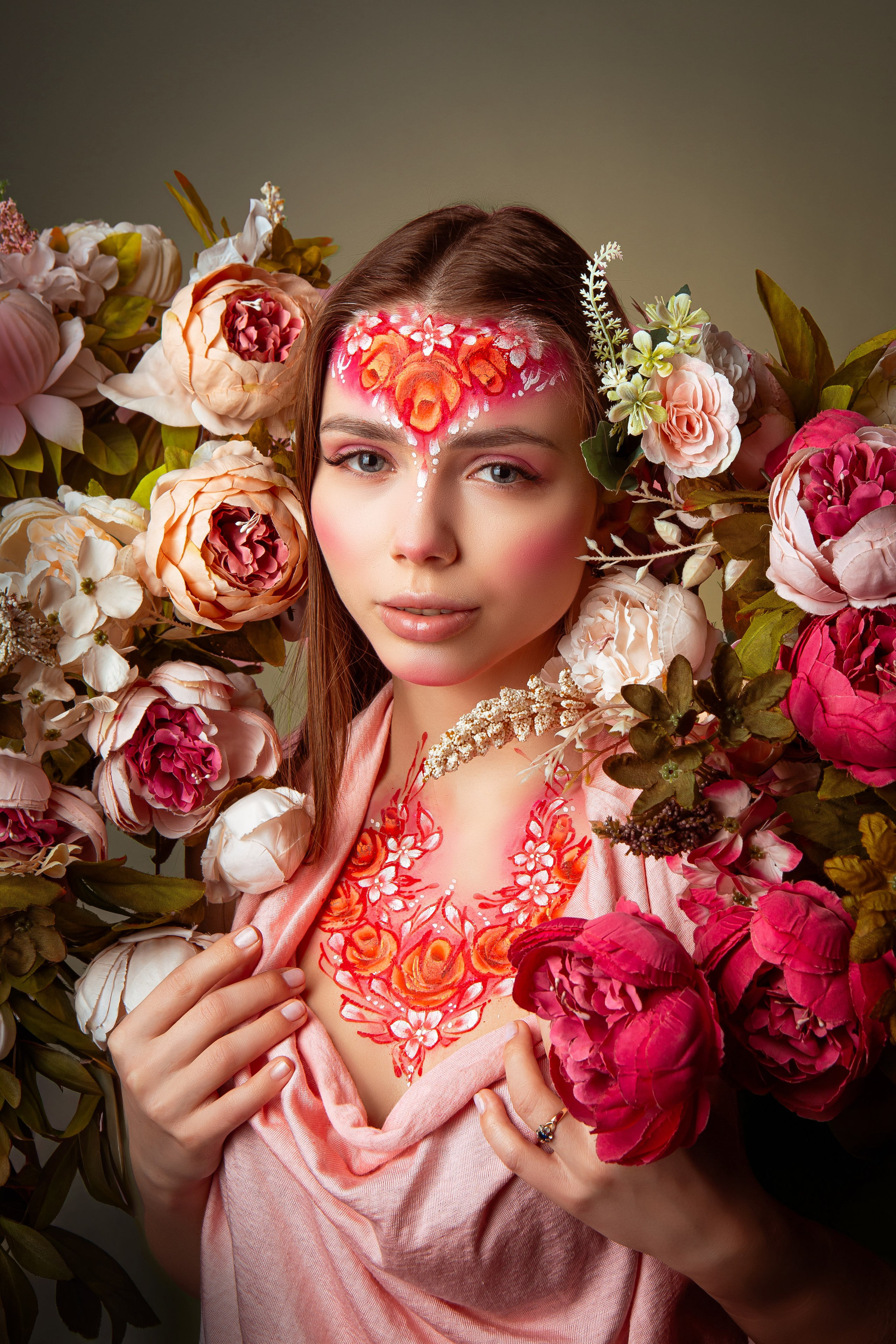 В цветах. Фотограф Мария Кольцова