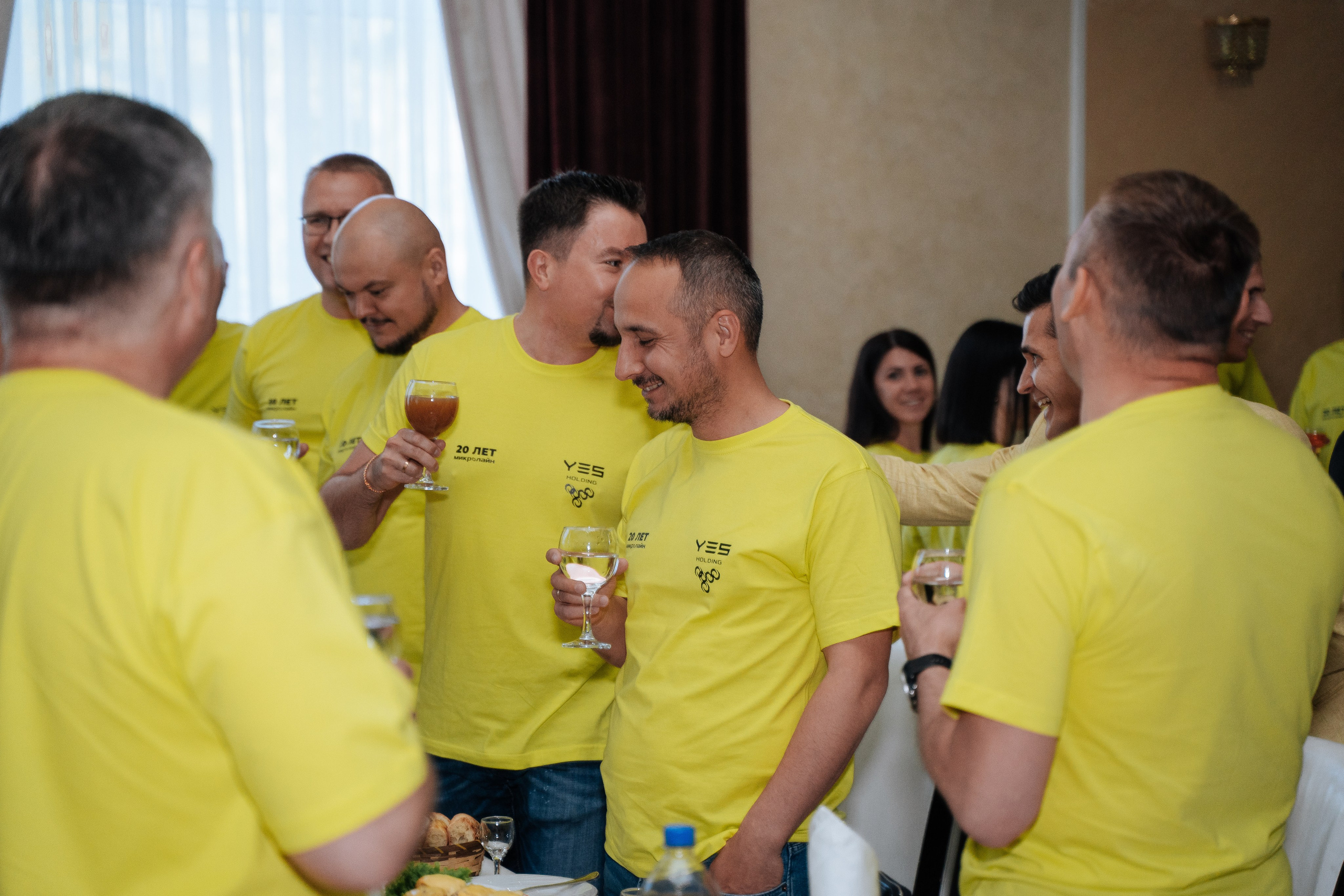 Yes Holding. Свадебный фотограф в Симферополе