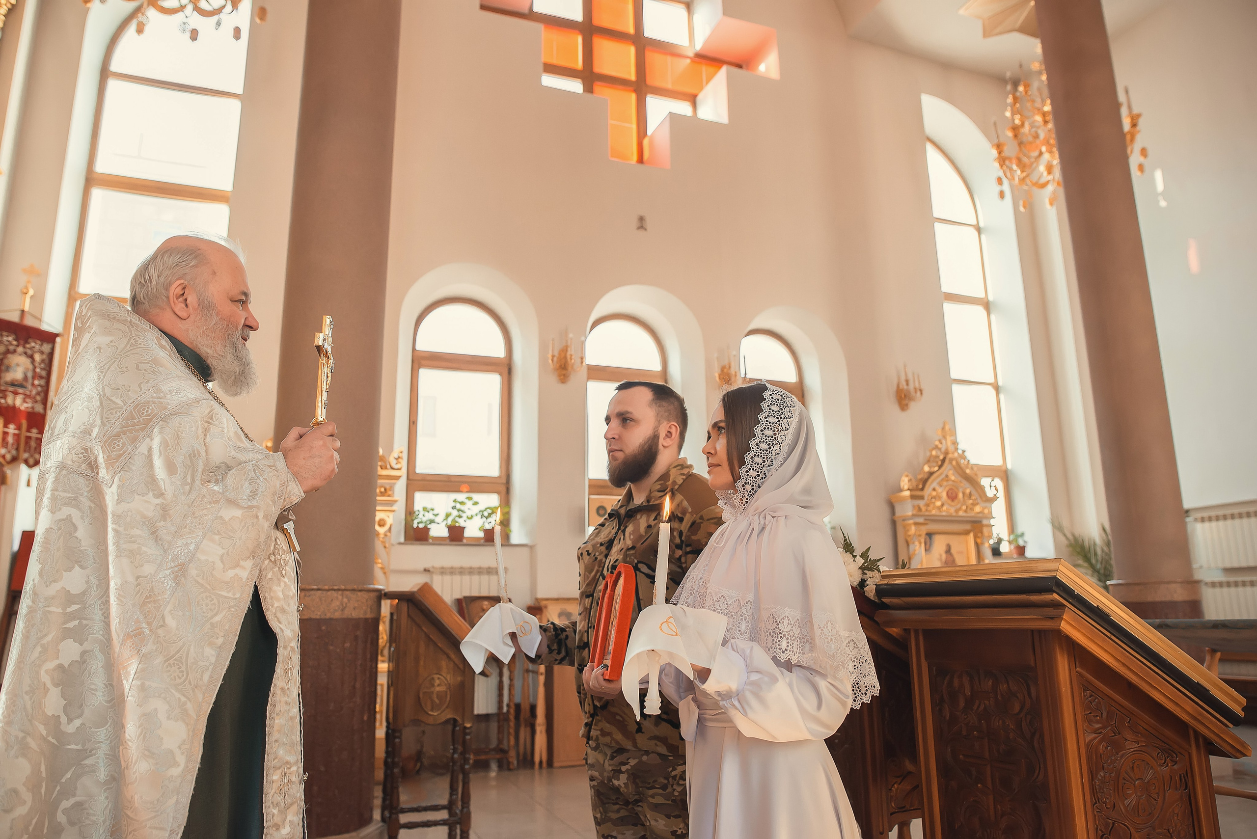 Таинство Венчания. Профессиональный фотограф Церковных Таинств в Чите Ткачук Юлия