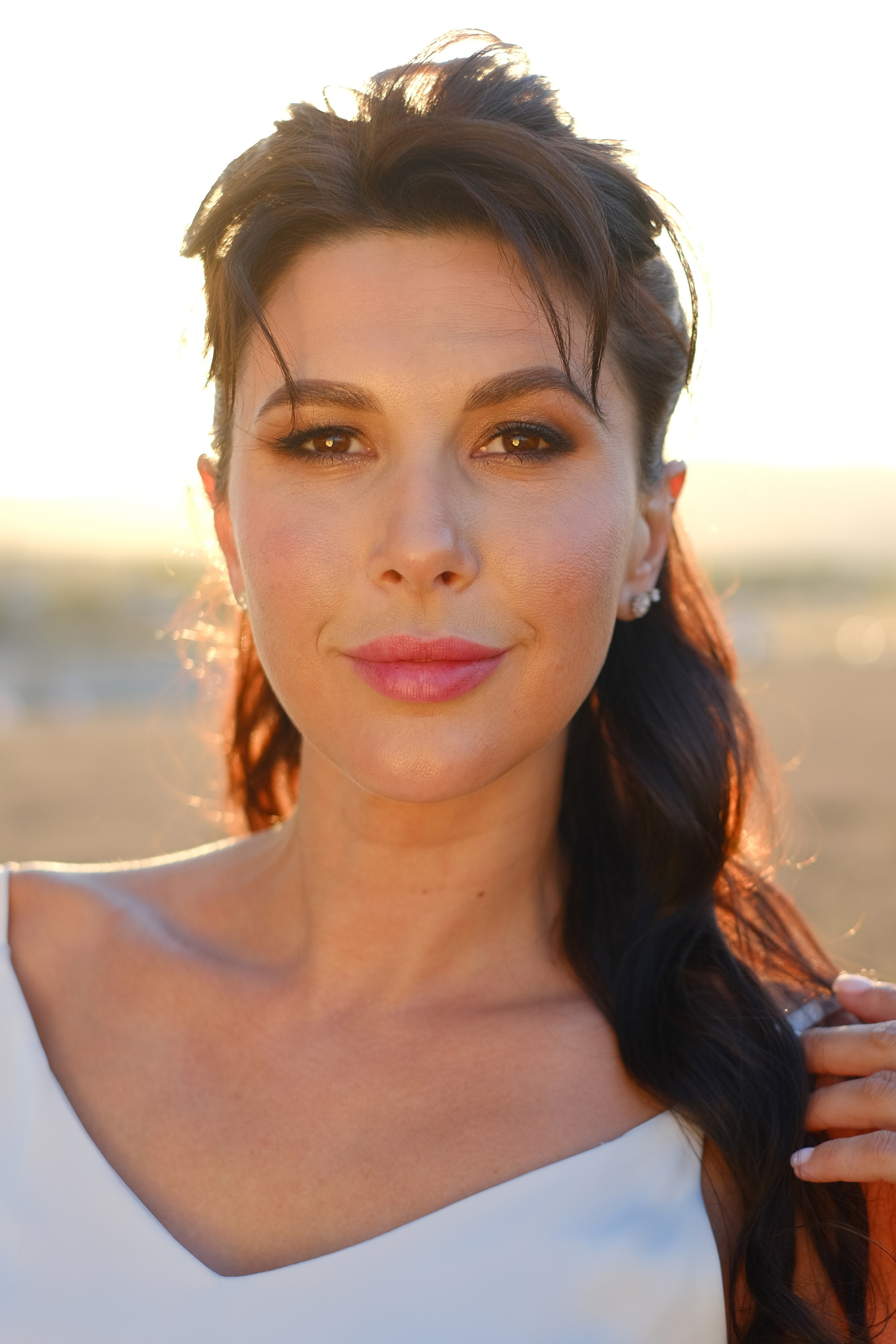 Фотосессия в садах: Персик, лаванда, мак, виноград, подсолнух, ромашка, сирень и др. Профессиональная фотосъемка в Крыму. Натуральные эмоции и живые кадры. Забронируйте дату прямо сейчас!