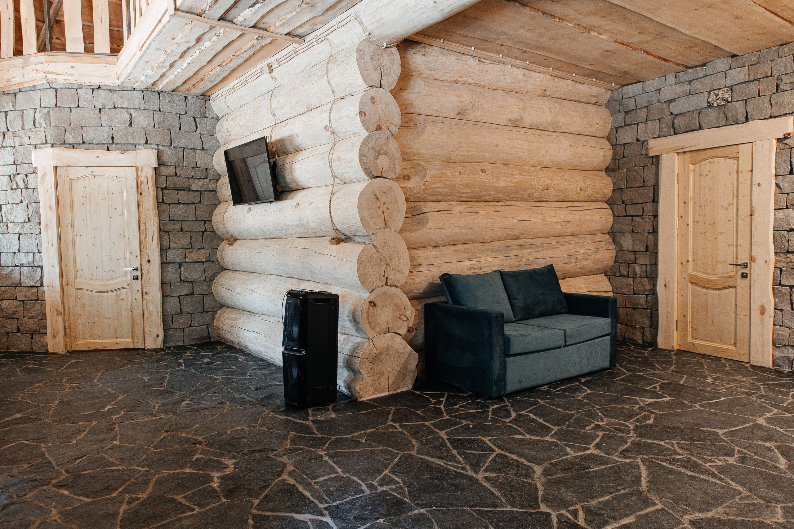 Камнево. Фотограф Денис Лесковский (Тюмень)