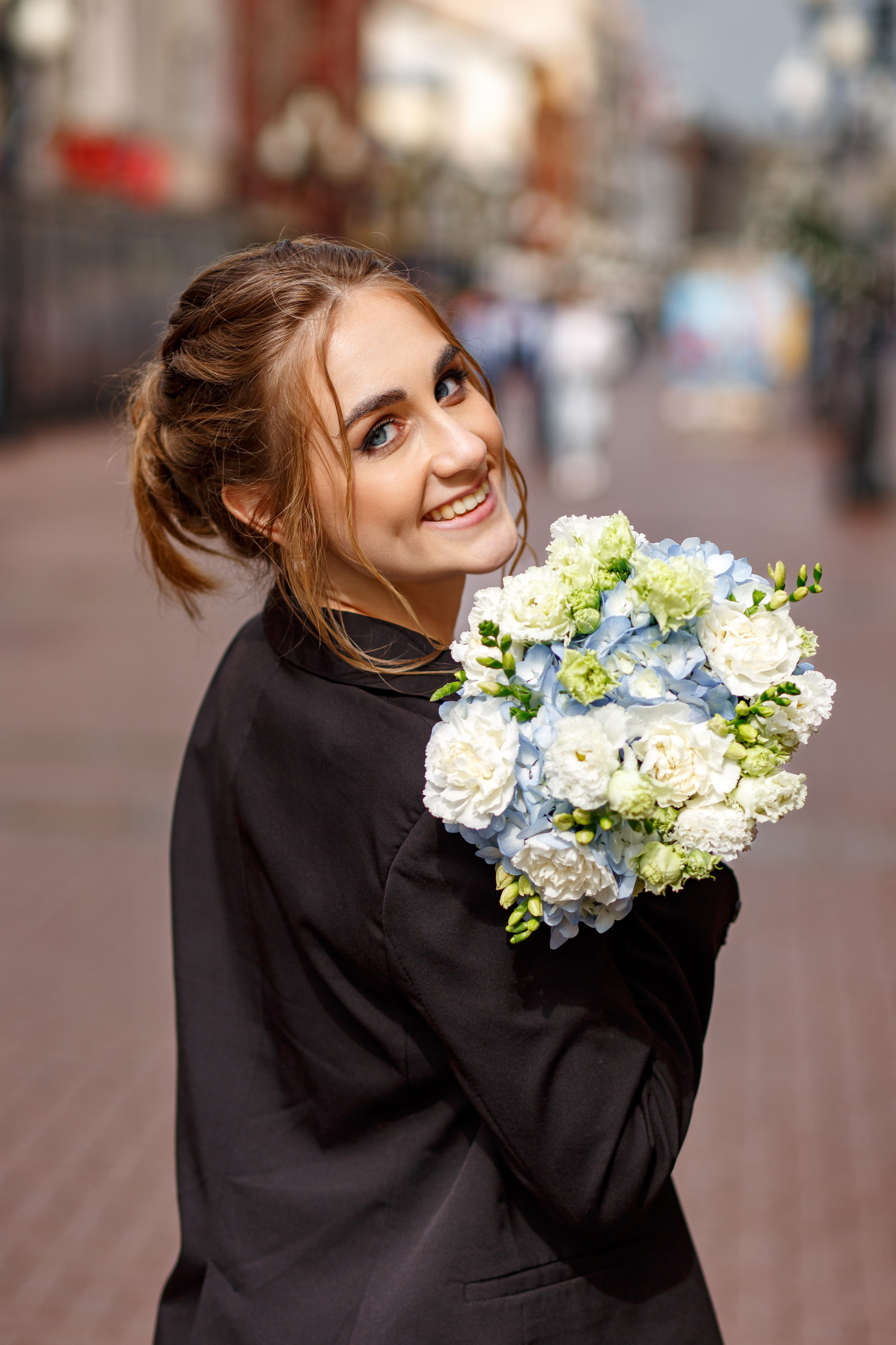 Свадебная фотосессия в городе и в фотостудии. Свадебный фотограф Москва и МО Сергей Киржаев