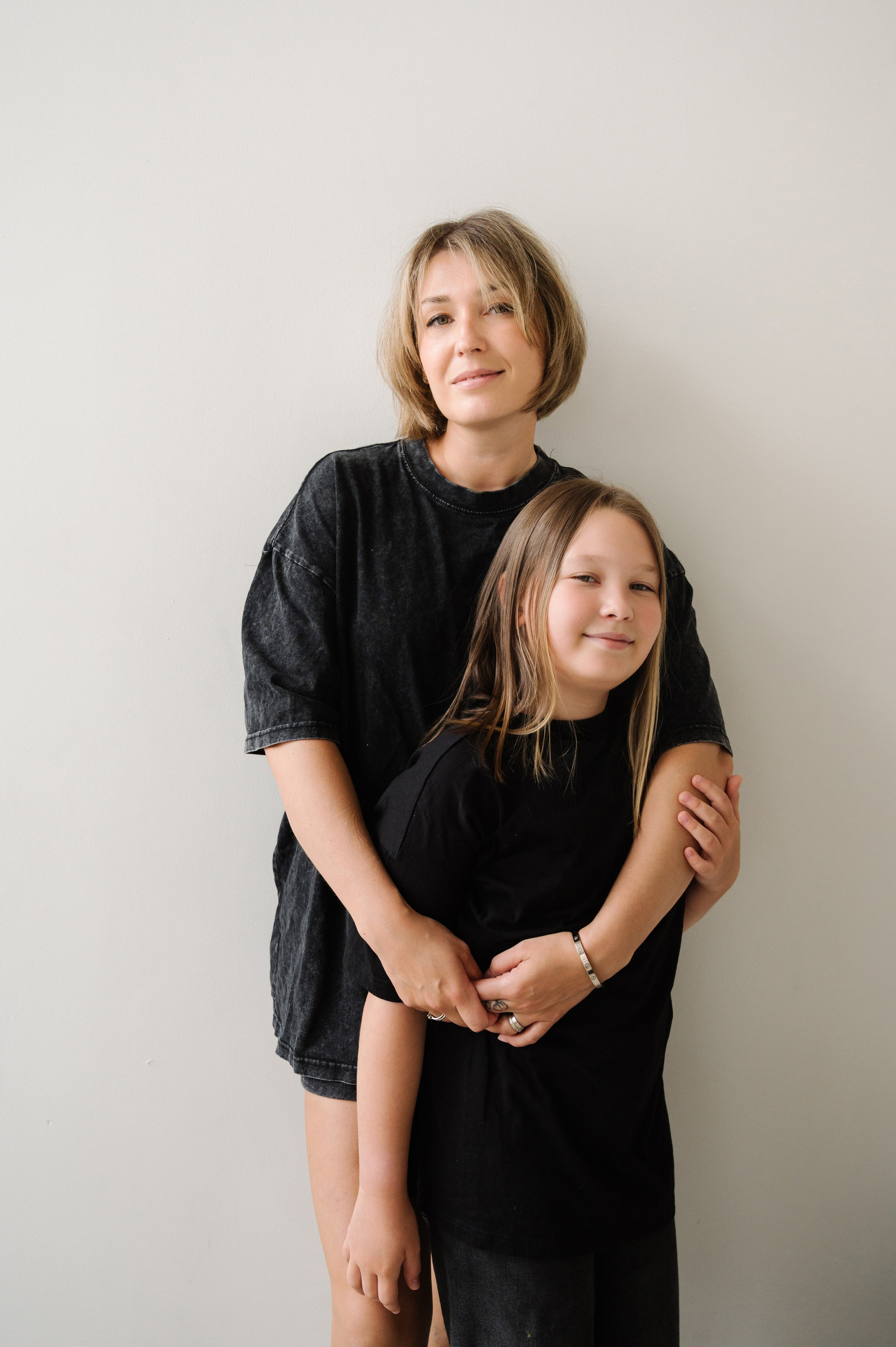 Алина. Профессиональный фотограф беременности в СПБ. Стильные фотосессии беременности в стиле минимализм и классическая фотография