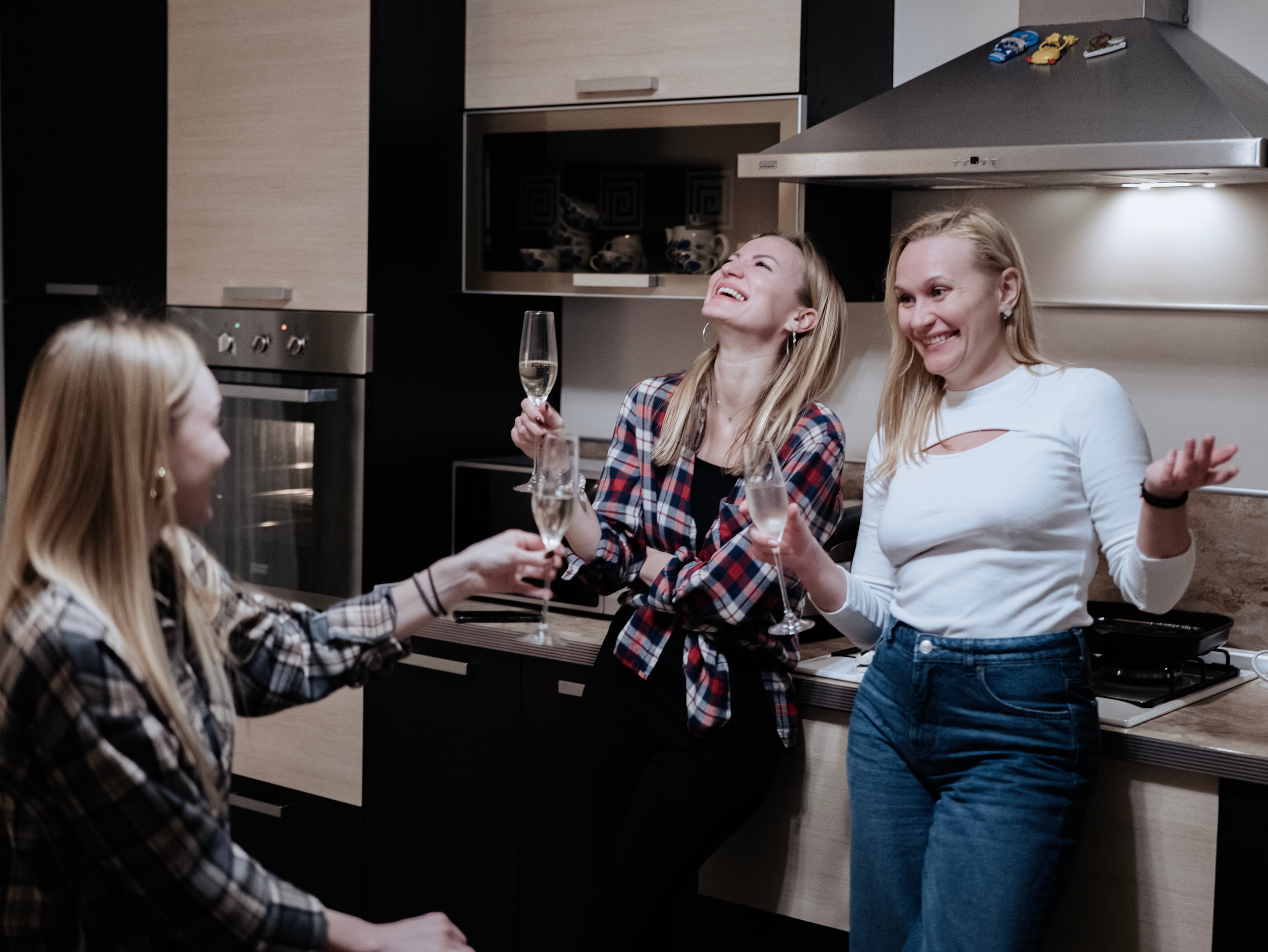 ДРУЖБА, ОБЩЕНИЕ, СЧАСТЬЕ. Ольга Семенова, фотограф для всех возрастов, предметная и бизнес-фотография, редактор цифрового контента из Самары, Россия