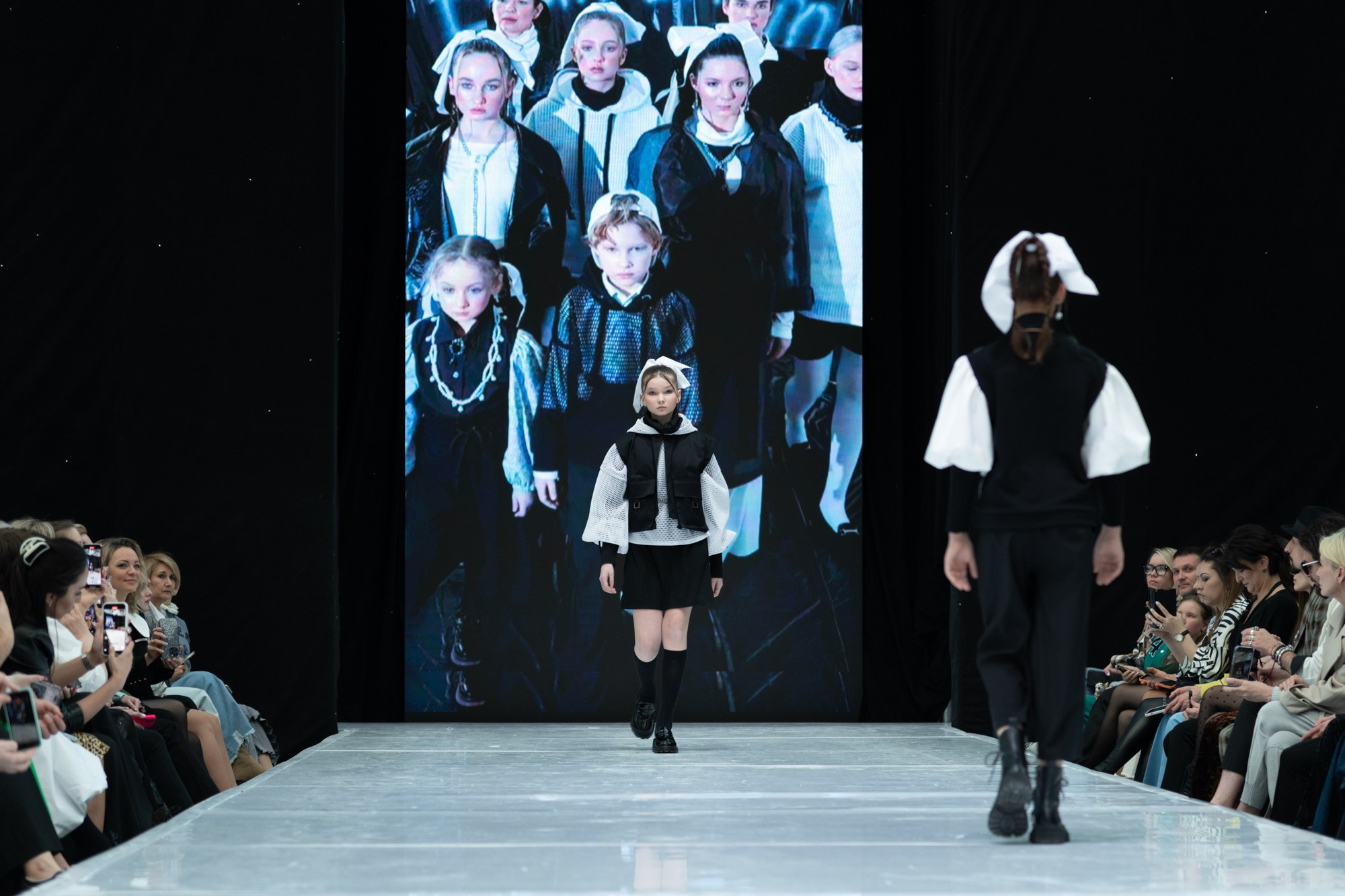 DEVUSI / 23. Sakunov Photo