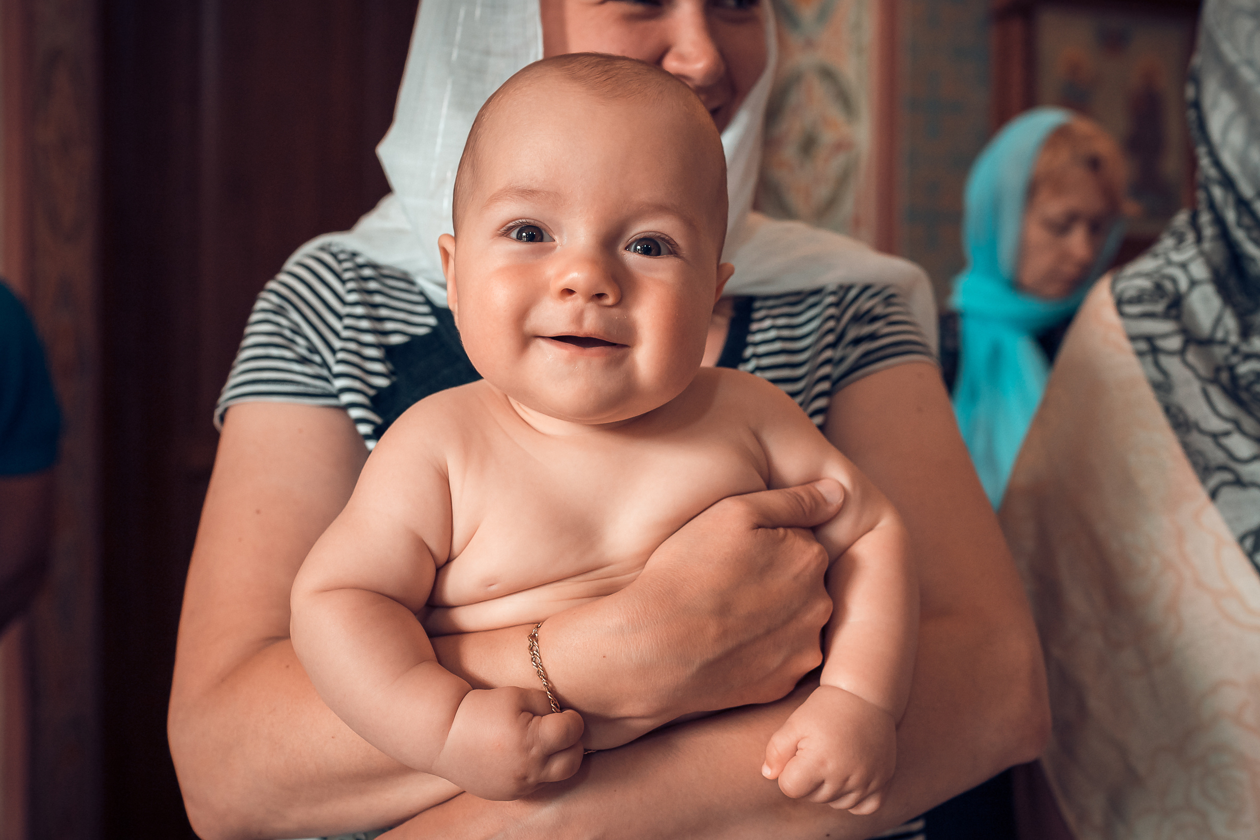 Крещение Даниила Храм Иоанна Предтечи. Фотограф на Крещение и Венчание в Красноярске Рамазанова Юлия