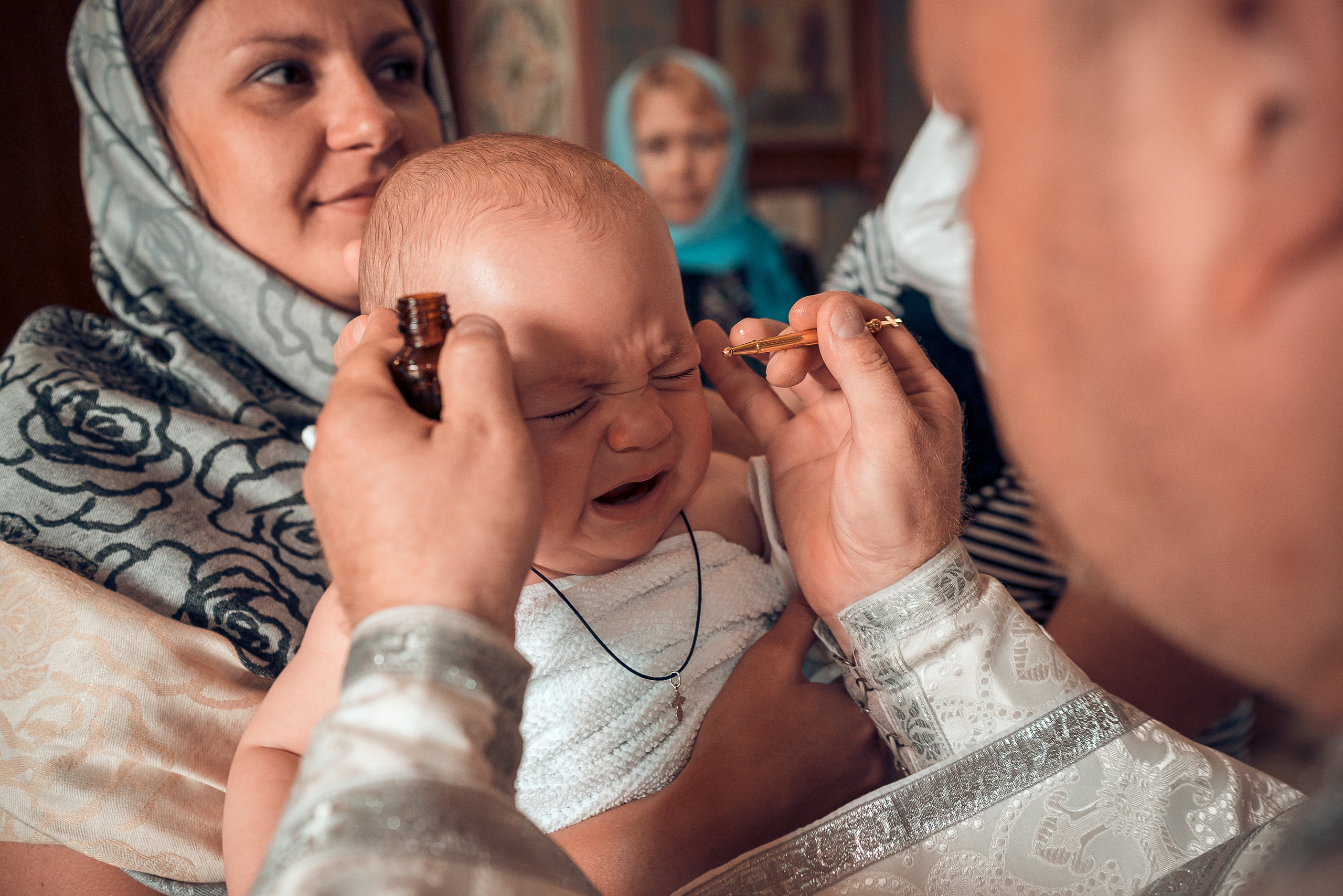 Крещение Даниила Храм Иоанна Предтечи. Фотограф на Крещение и Венчание в Красноярске Рамазанова Юлия