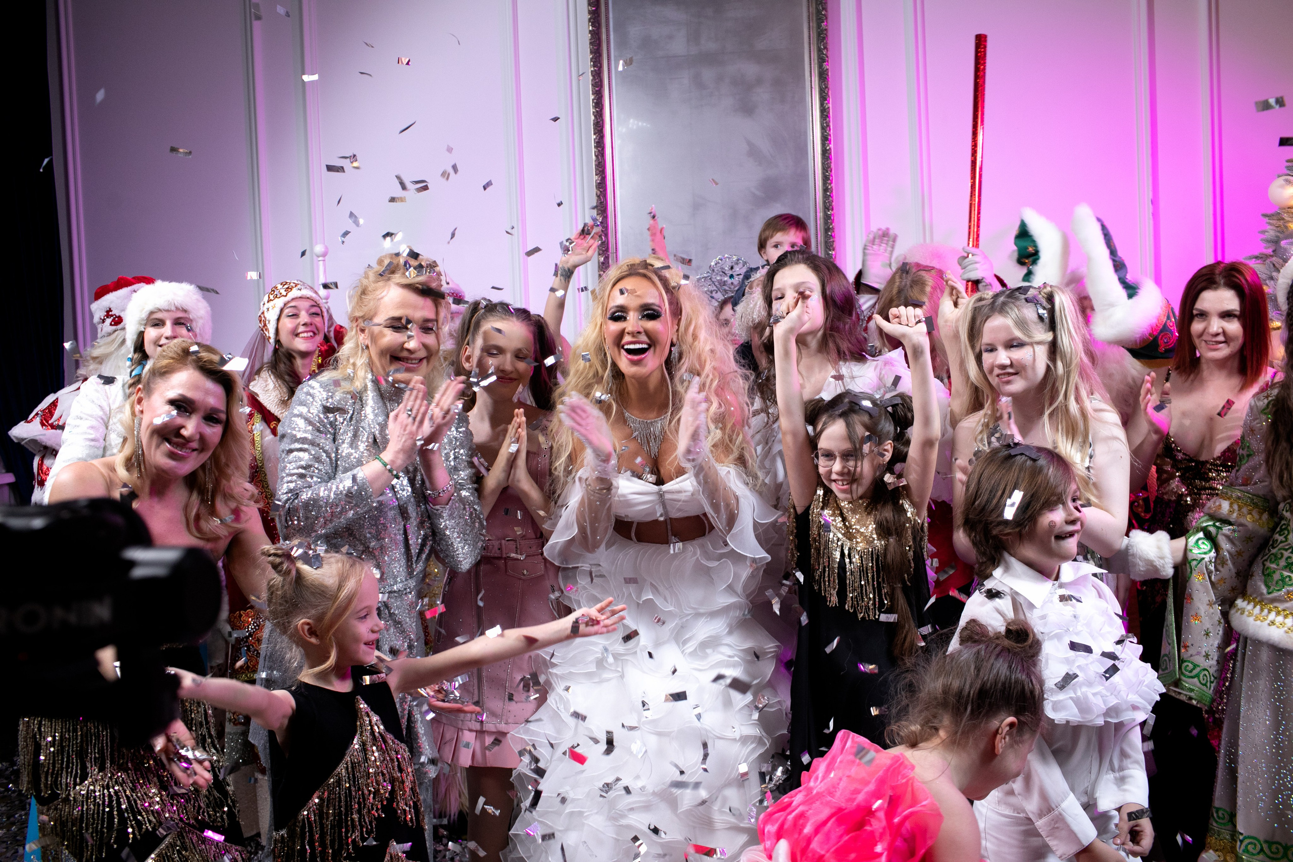 Клип Анны Калашниковой «Новый год» 2024. Art photographer Nino