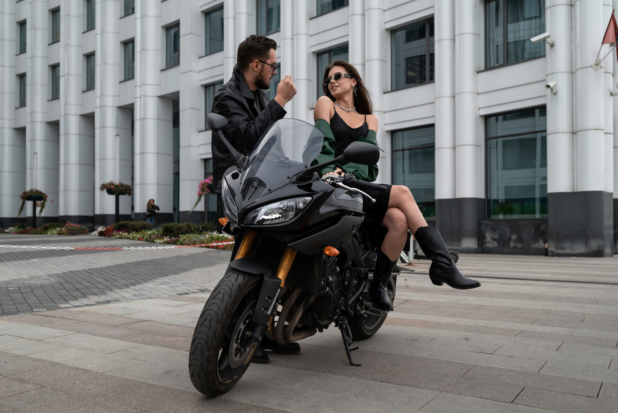 С мотоциклом