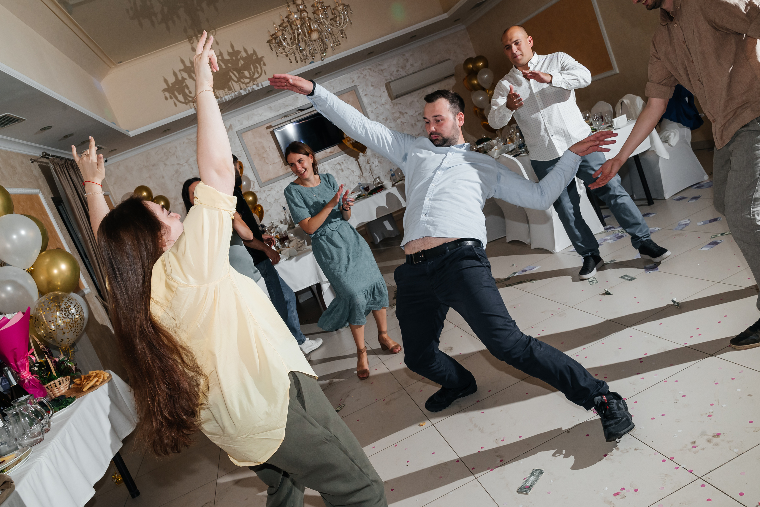 День рождения + гендер пати))