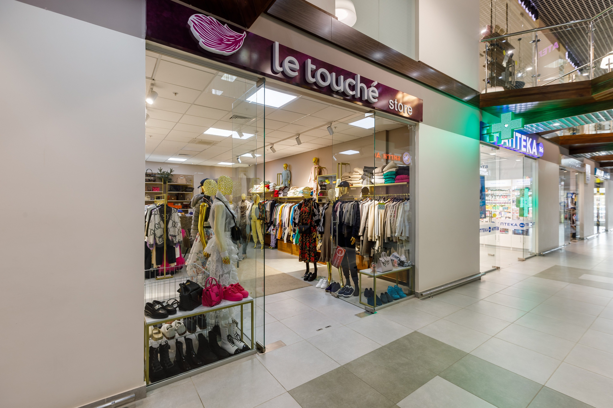 Фотосъемка торгового центра Покровский. Интерьерный фотограф в Москве Роман Потапов