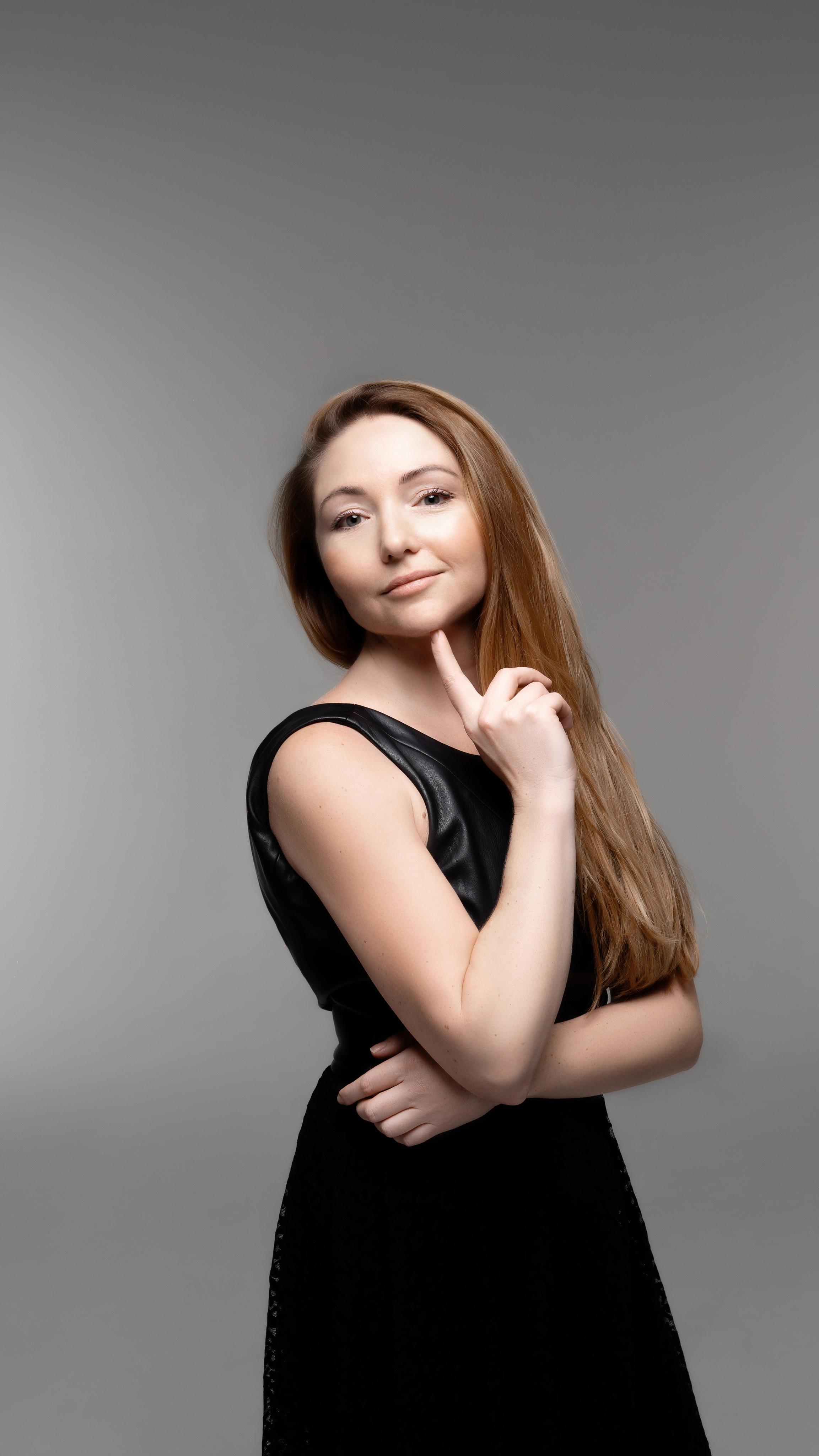 Сергей, Ольга, Мария и Михаил. Главная