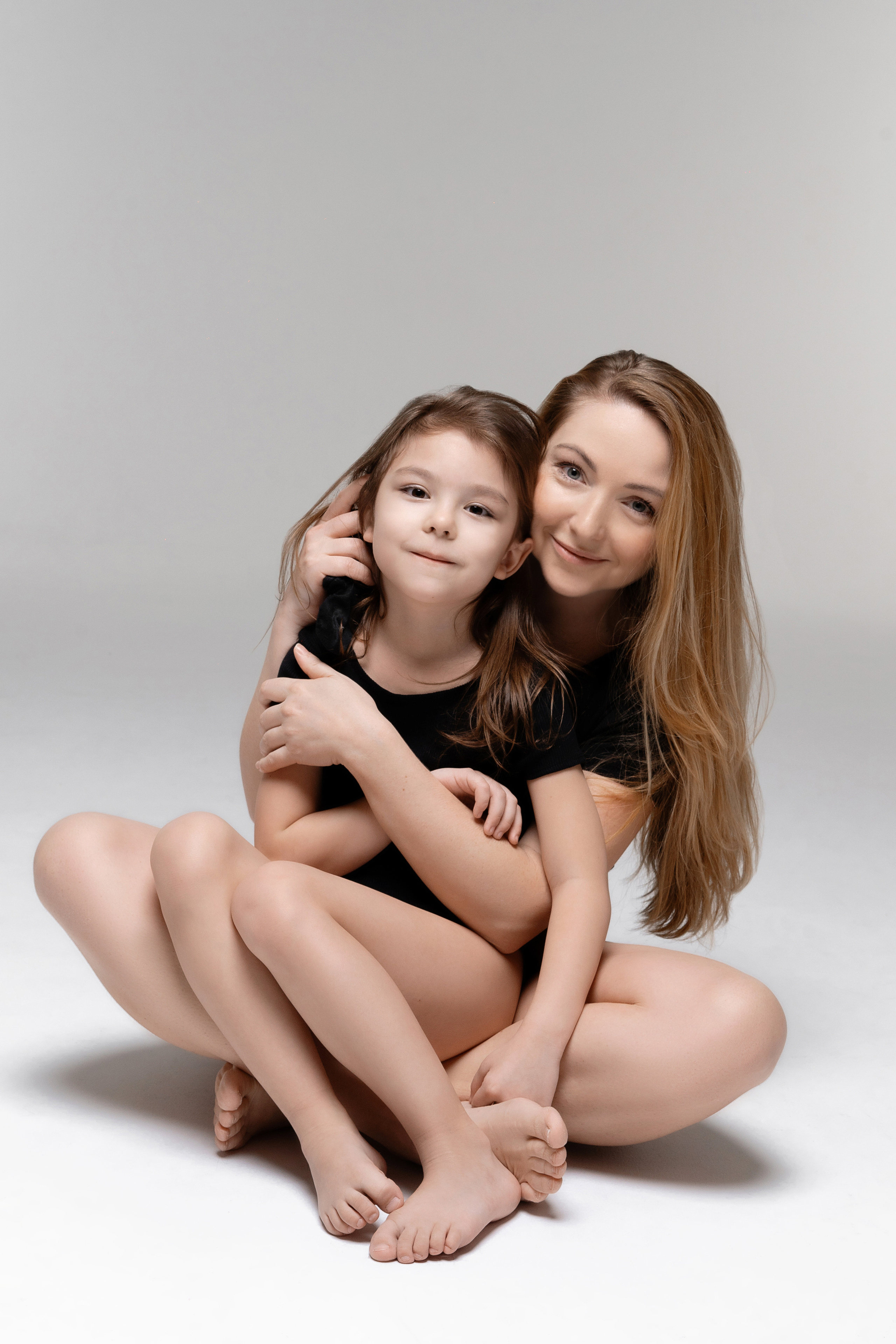 Сергей, Ольга, Мария и Михаил. Главная