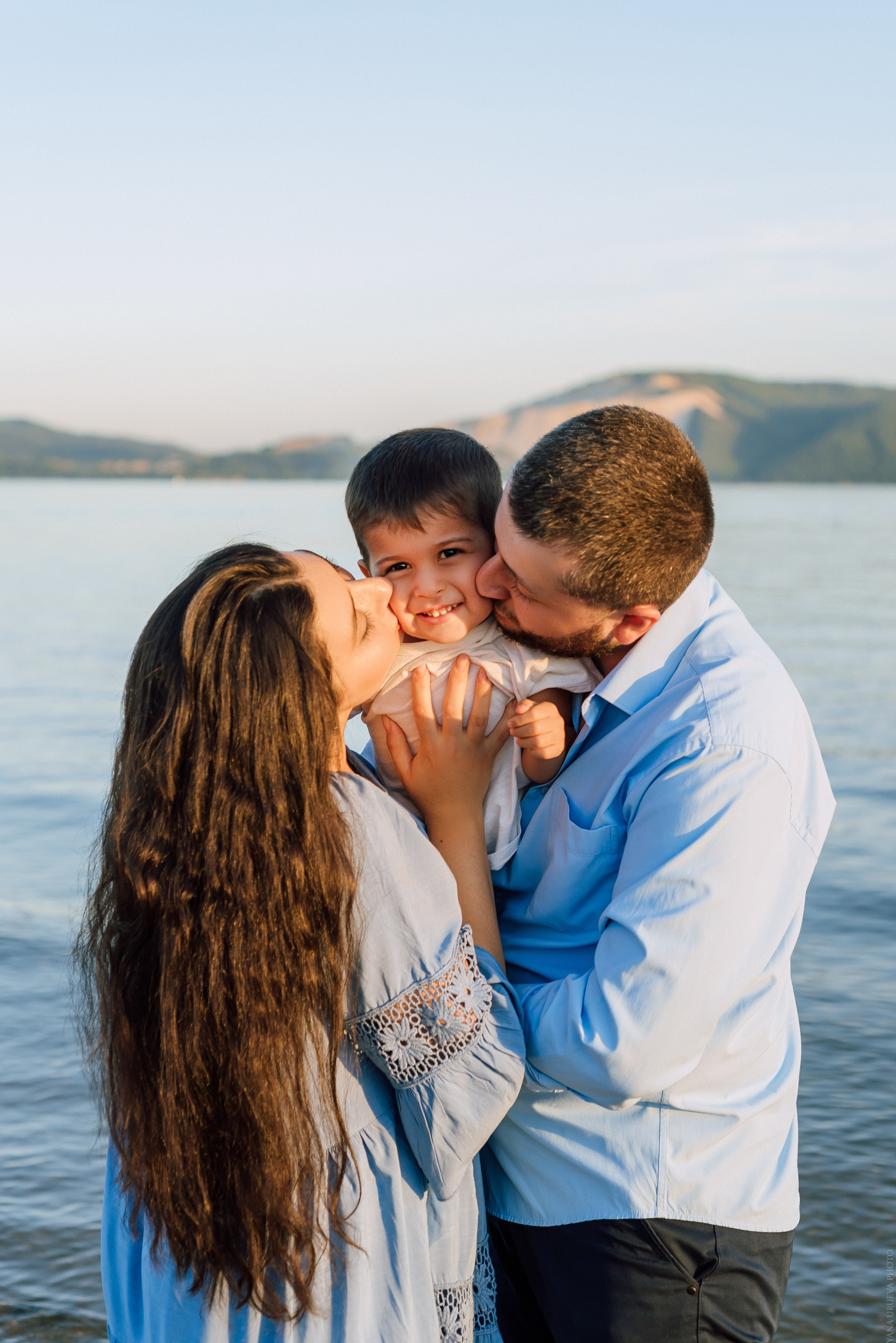 Семейный вечер на пляже. Свадебный и контент- фотограф в Тольятти, Самаре, Москве Яна Уруева