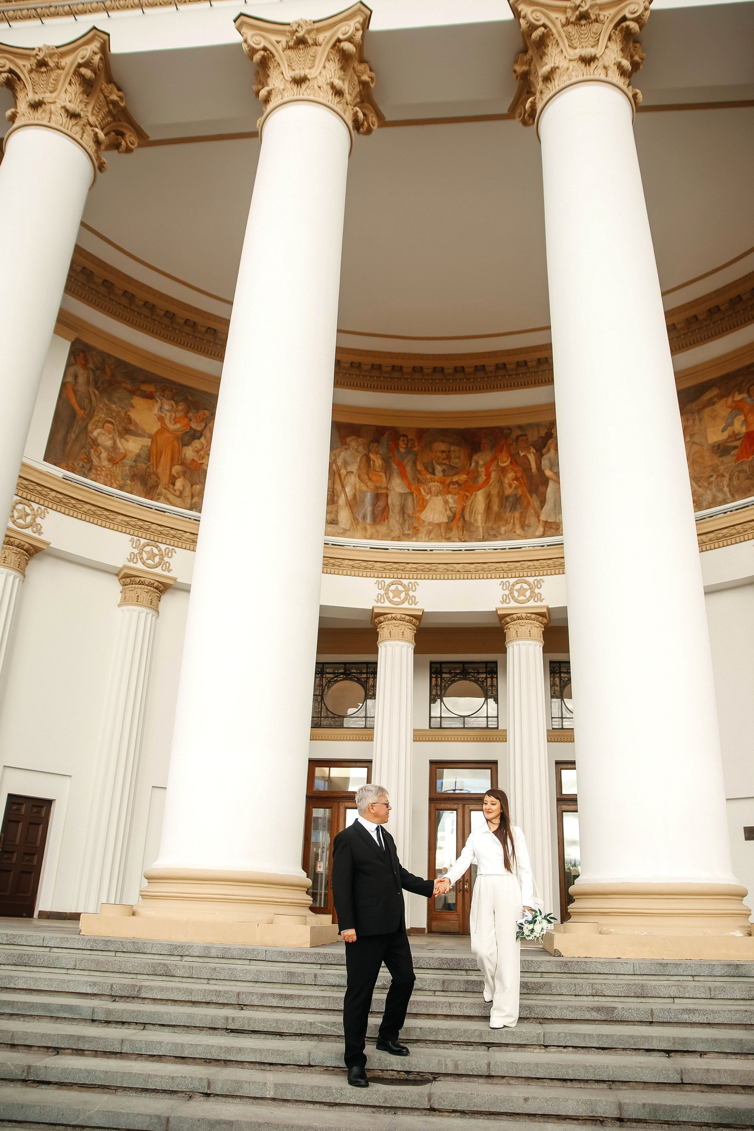 Свадебная фотосессия в Загсе Москва-Сити. Свадебный и семейный фотограф в Москве