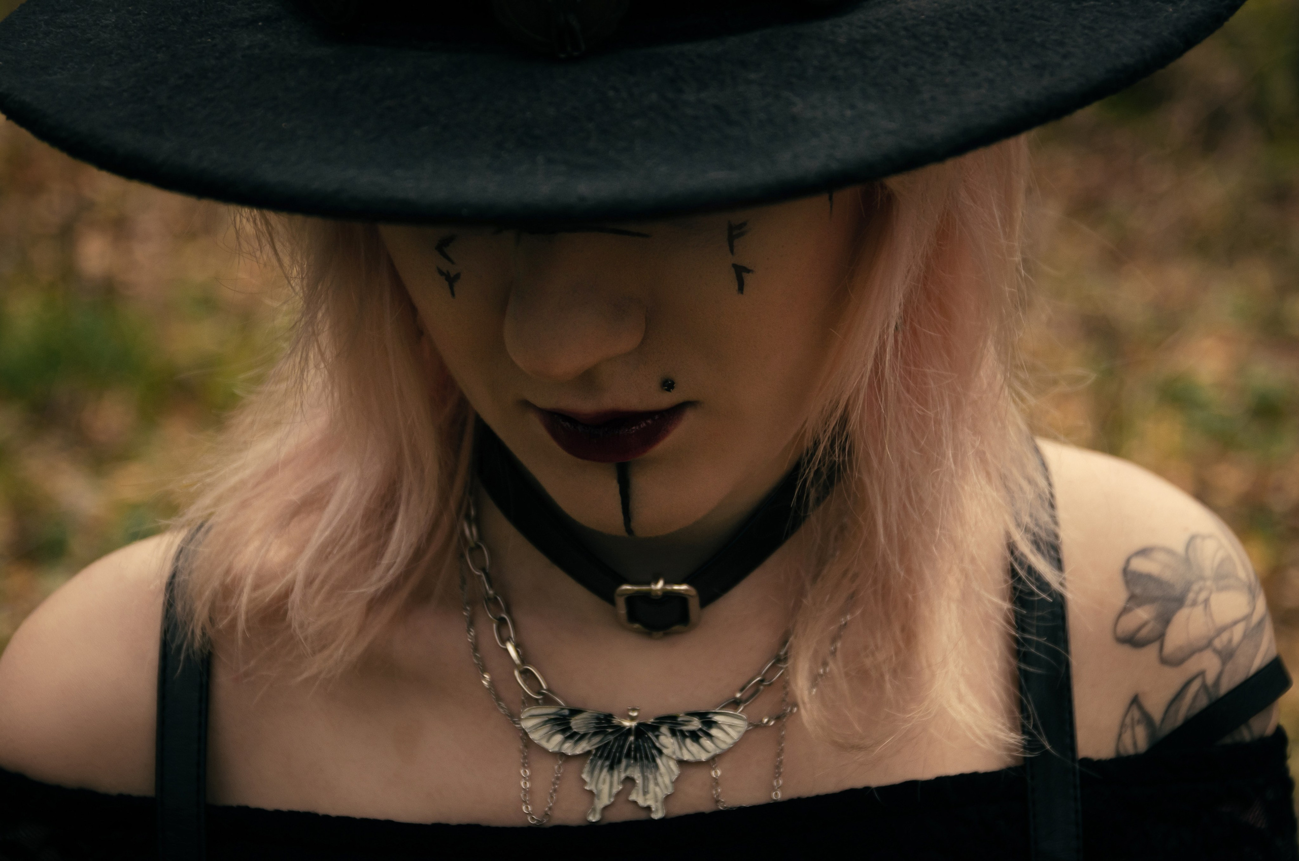 Прогулка ведьмы. Фотосессии по мотивам сказок и фильмов — Катерина Исауленко. СПб