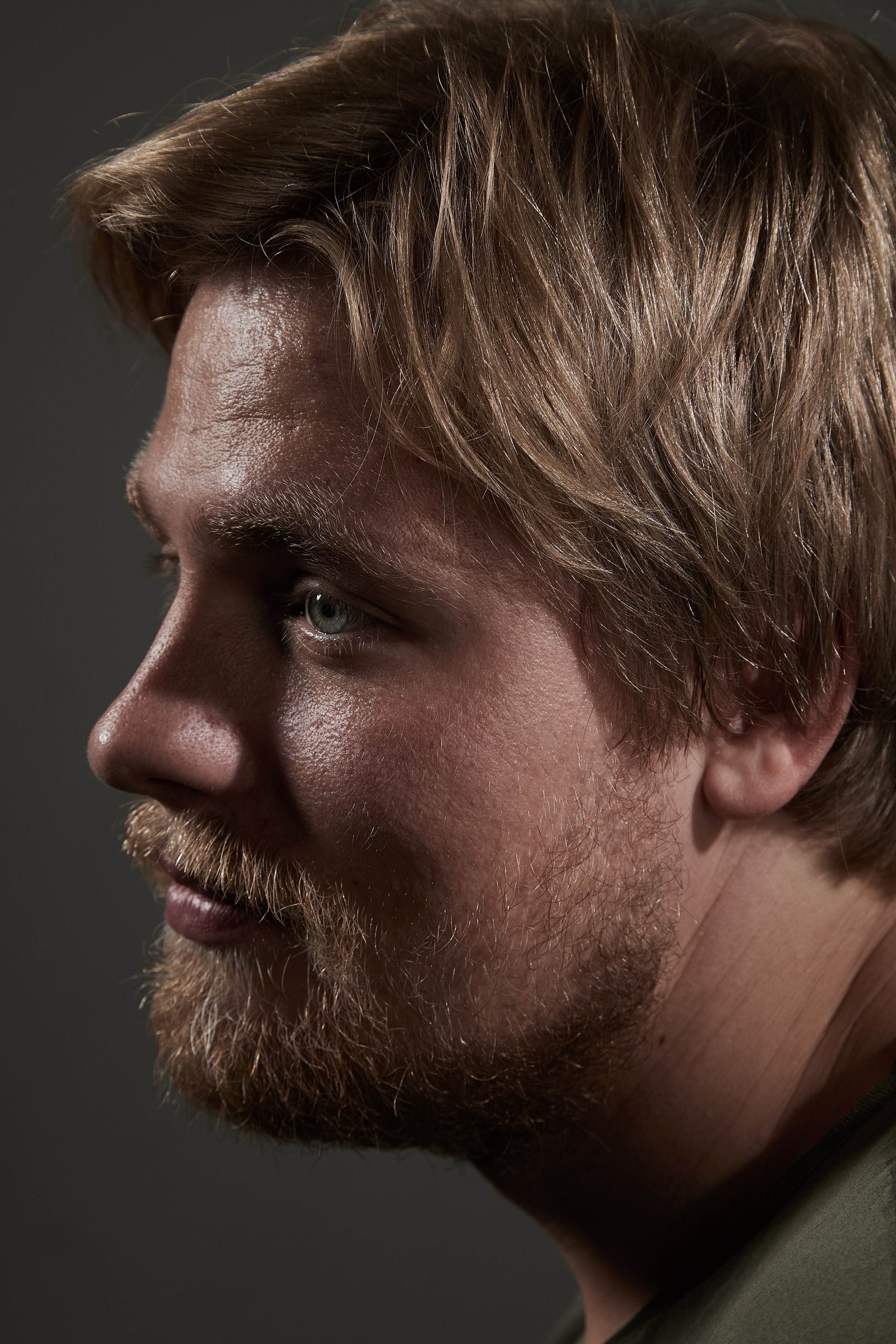 Актерское портфолио. Саша Лампочкин. Портретный фотограф в Москве