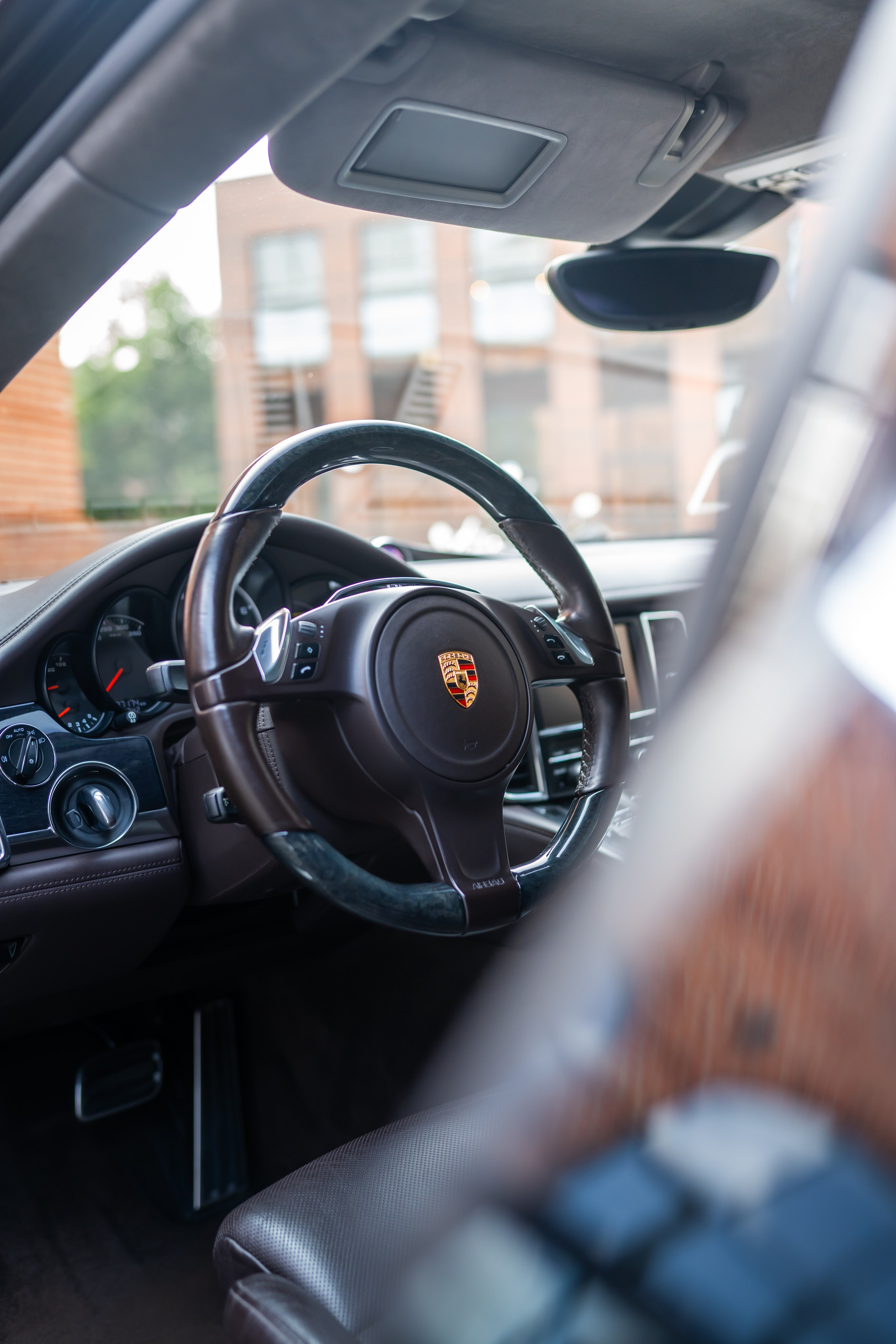 Porsche Panamera. Mirllaev