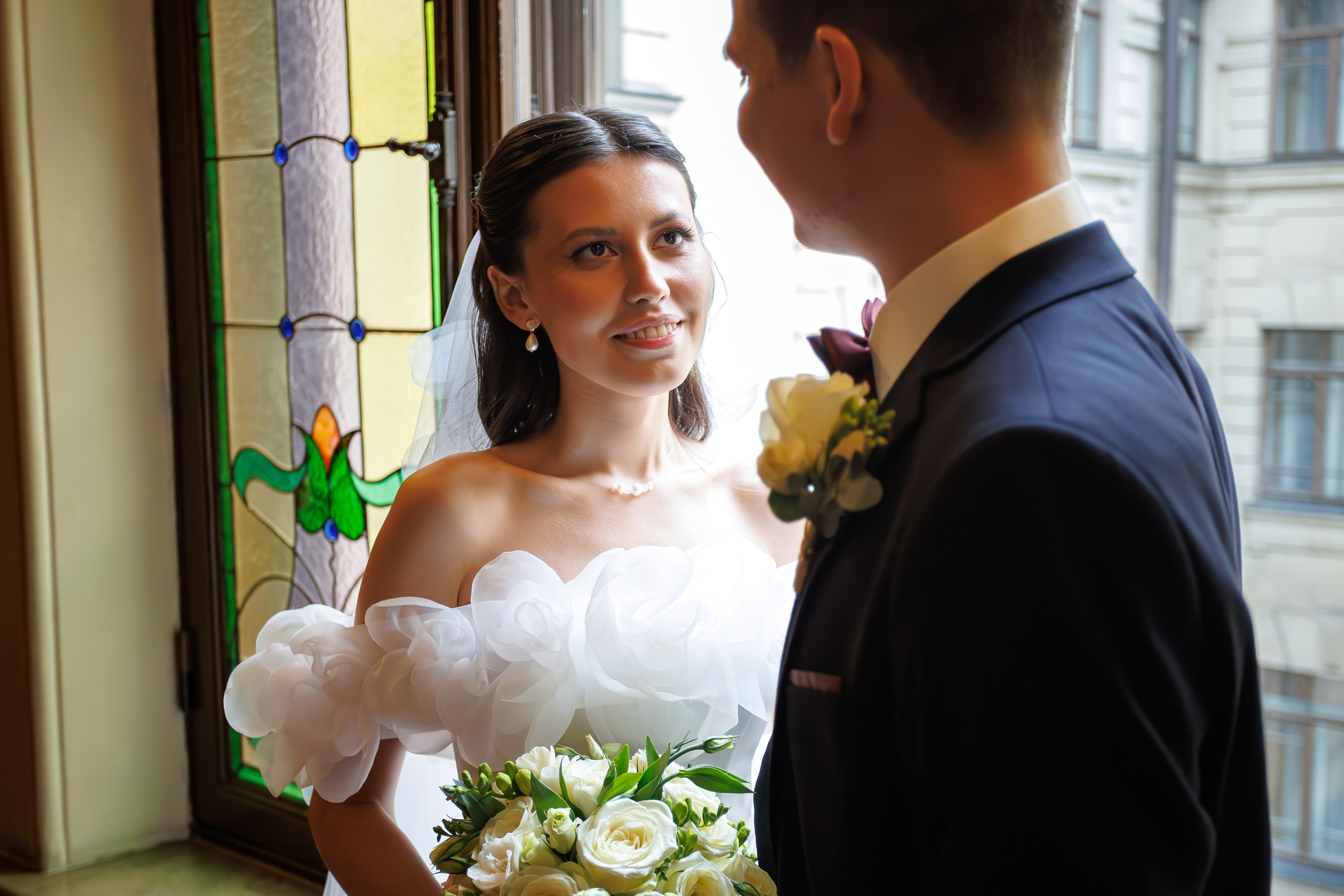 Свадебная фотосессия и сборы в гостинице Националь. Свадебный фотограф Москва и МО Сергей Киржаев