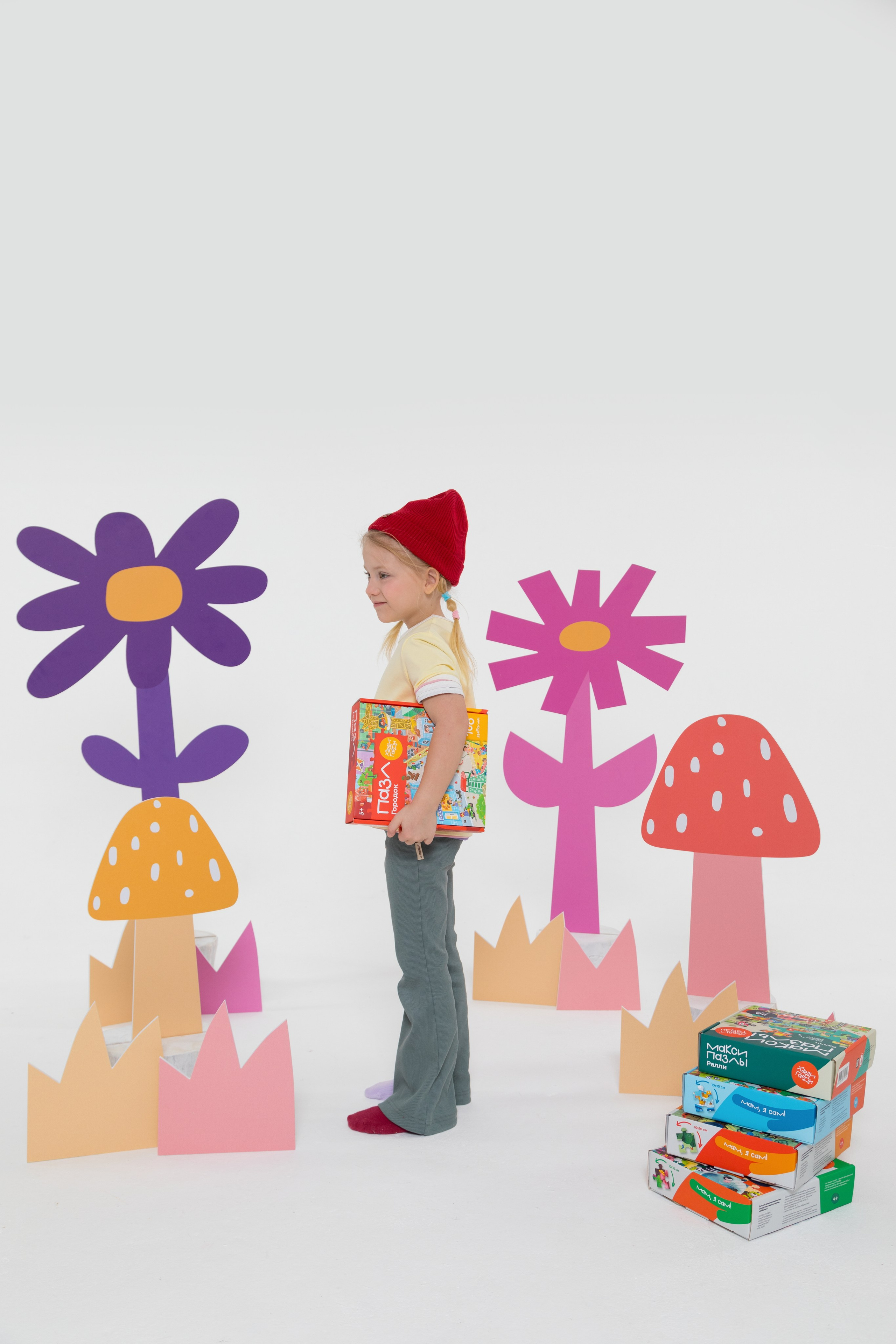 Имиджевая и каталожная съёмка для бренда детских пазлов. Детский и контент фотограф Надя Волкова Санкт-Петербург