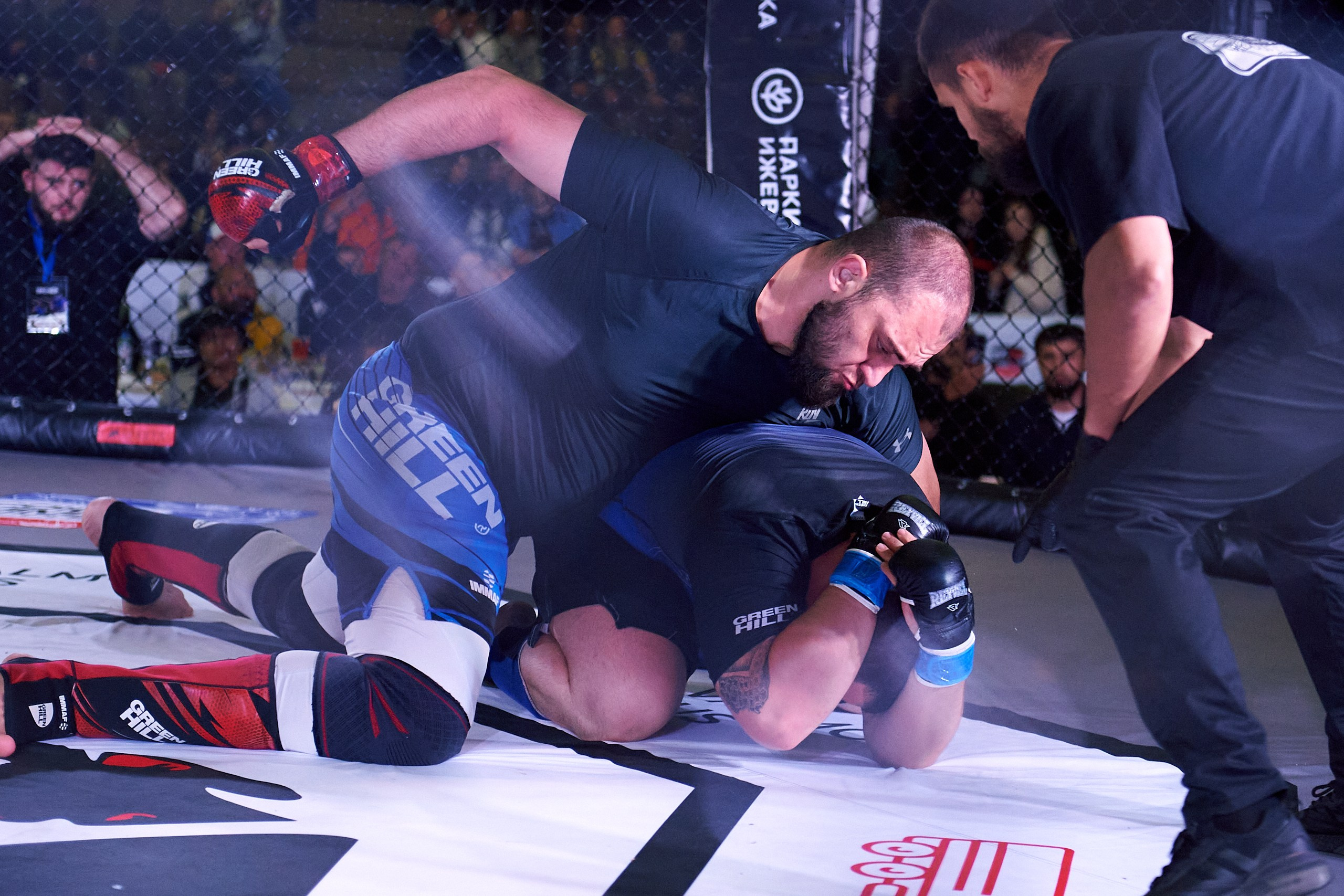 ММА. Битва на Иже-4. Спортивный репортажный фотограф в Ижевске Сергей Мерзляков