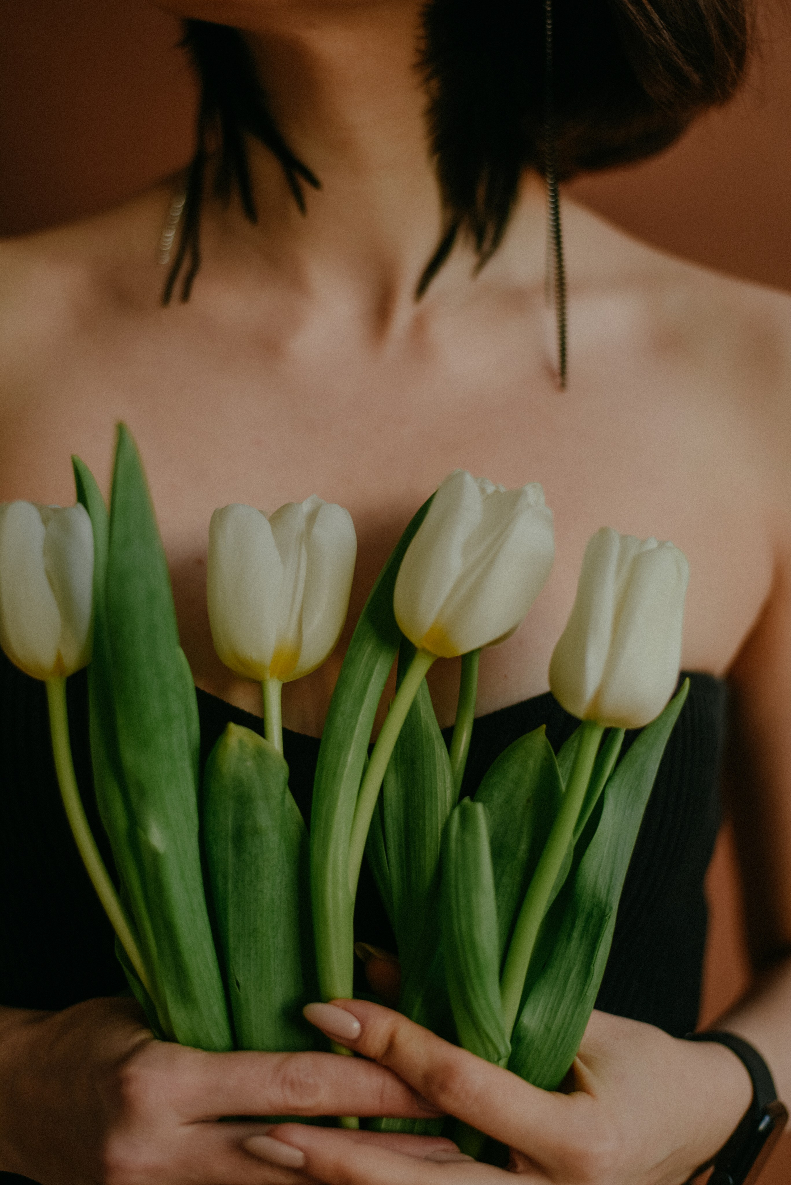 девушка в студи женская фотосессия в студии женская съемка