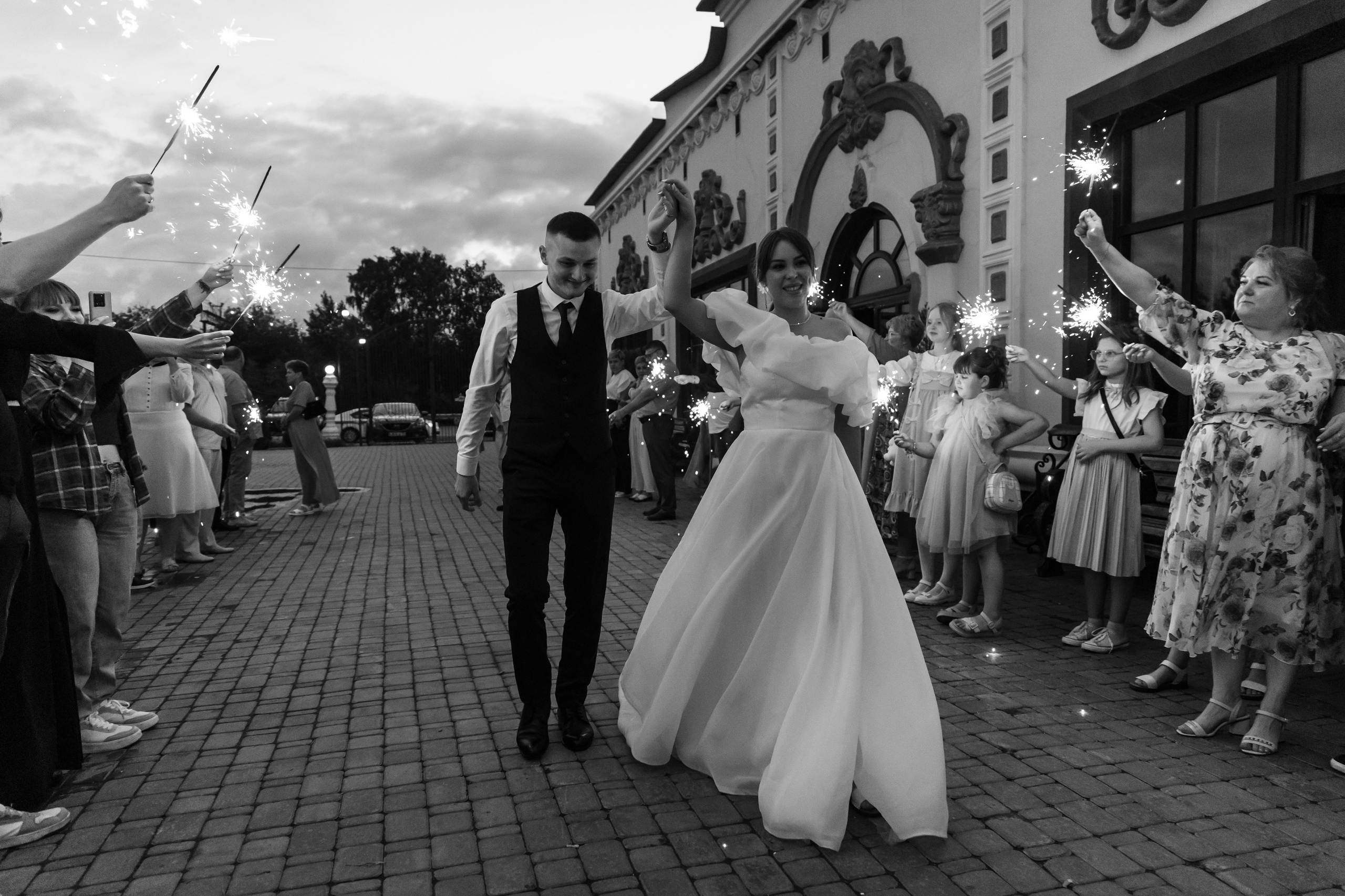 Vladislav & Daria. Фотограф свадебный, репортажный, индивидуальный, фото для маркетплейсов, брендов, автосалонов