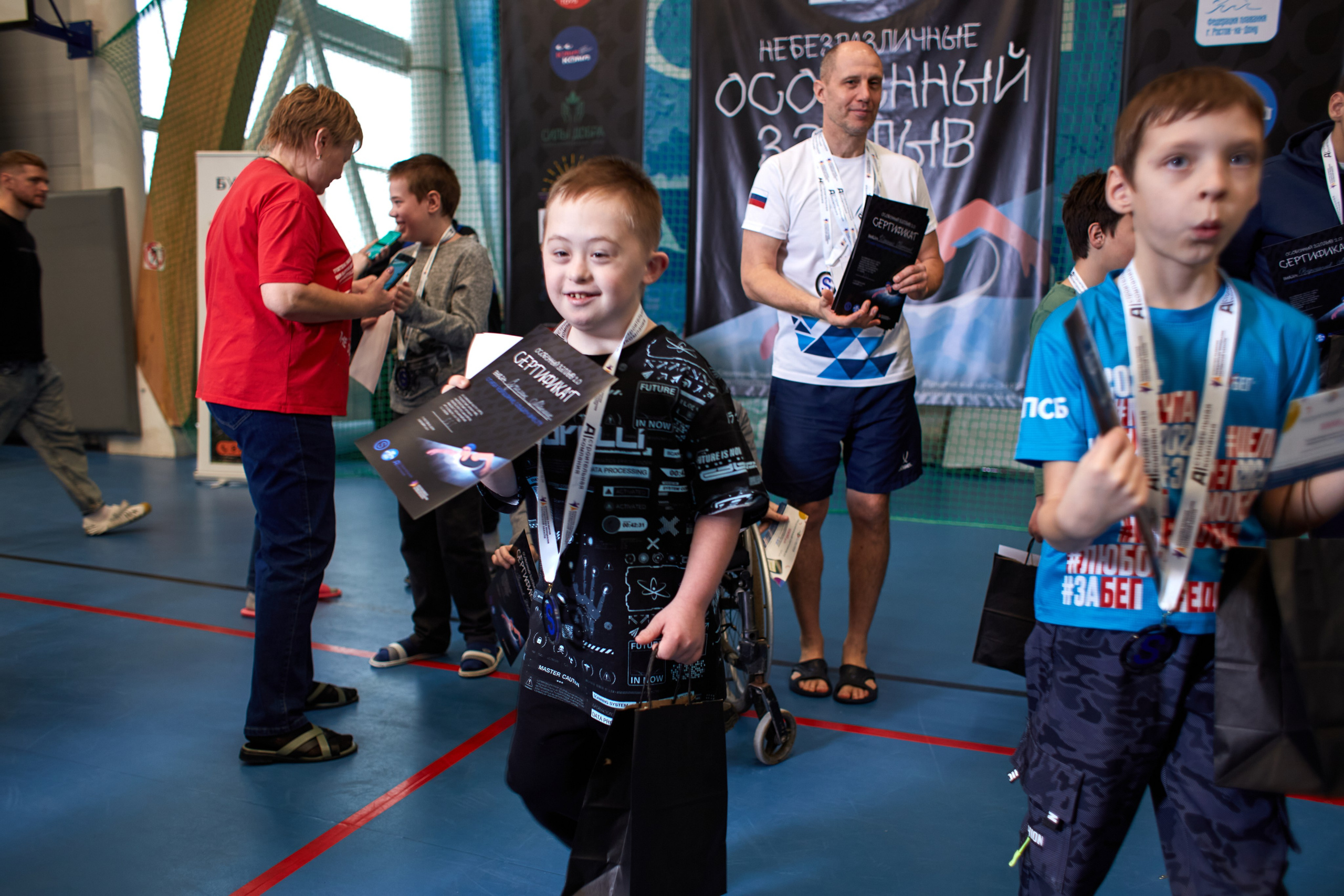 Особенный заплыв, Аксай, дворец спорта. Фотограф Зиновьев Михаил. Фотограф Зиновьев Михаил