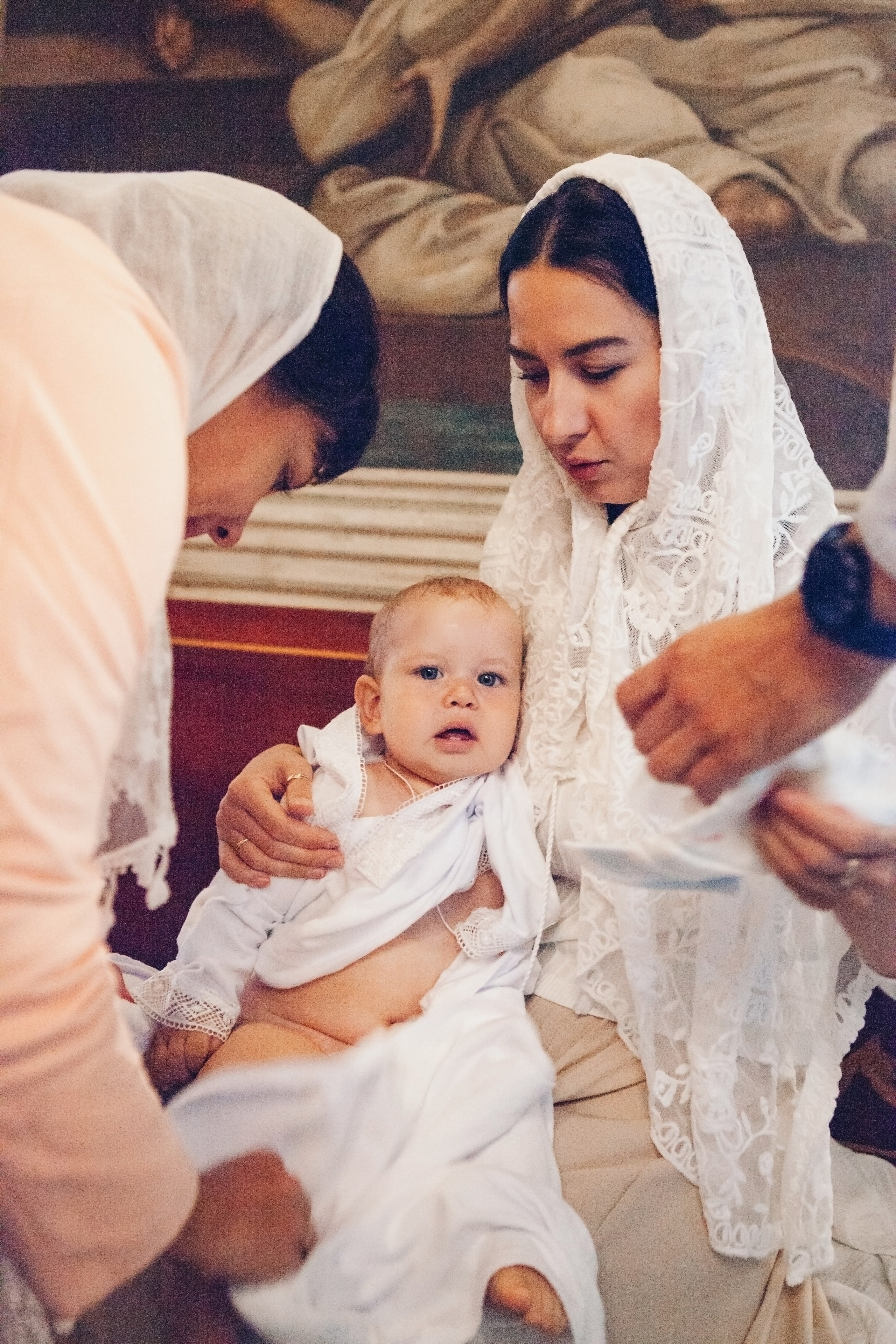 Крещение ребенка в церкви. Фотограф Ольга Ефремова